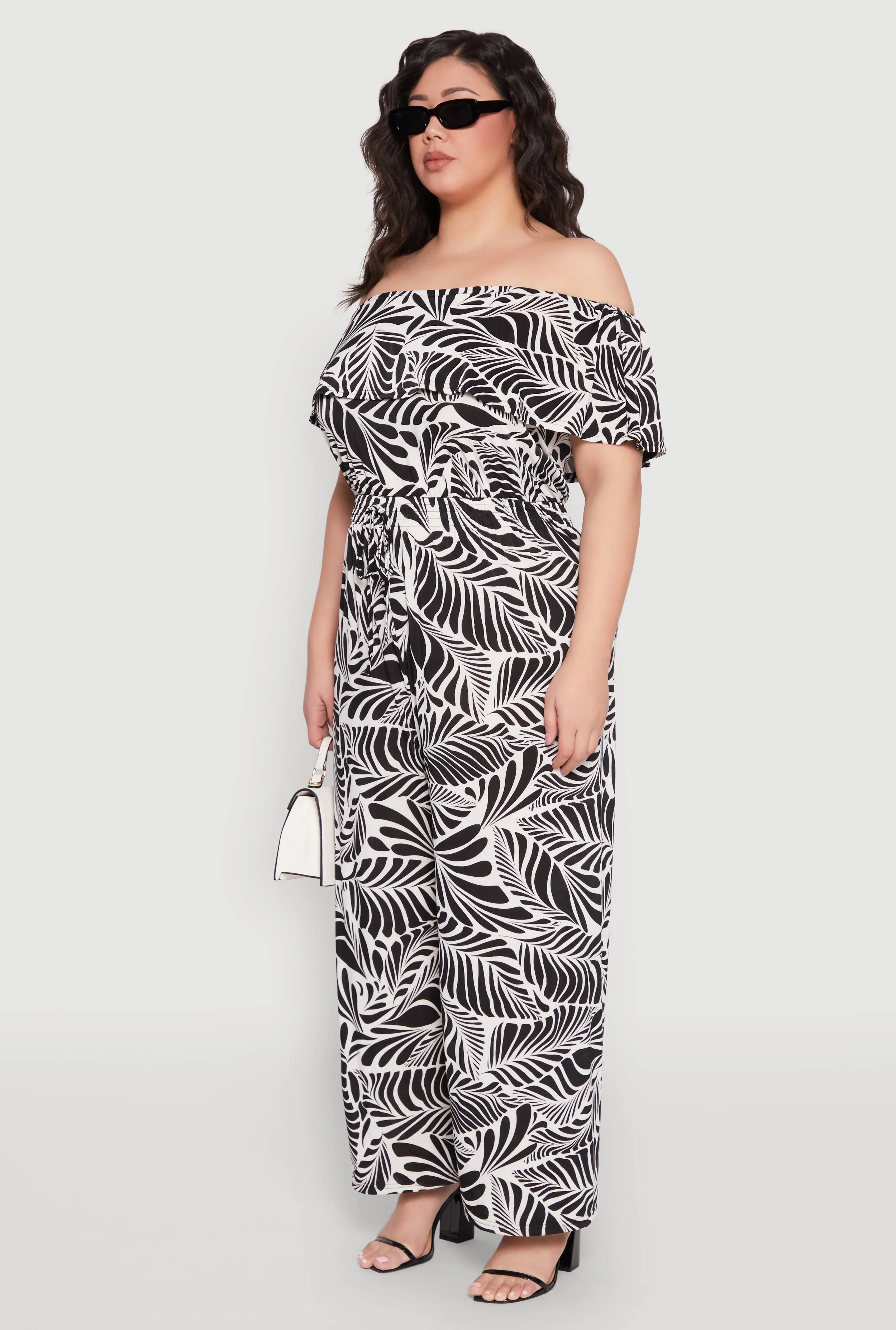 Plus Size Leaf Print Off the Shoulder Jumpsuit sold by Rainbow product image thumbnail 3