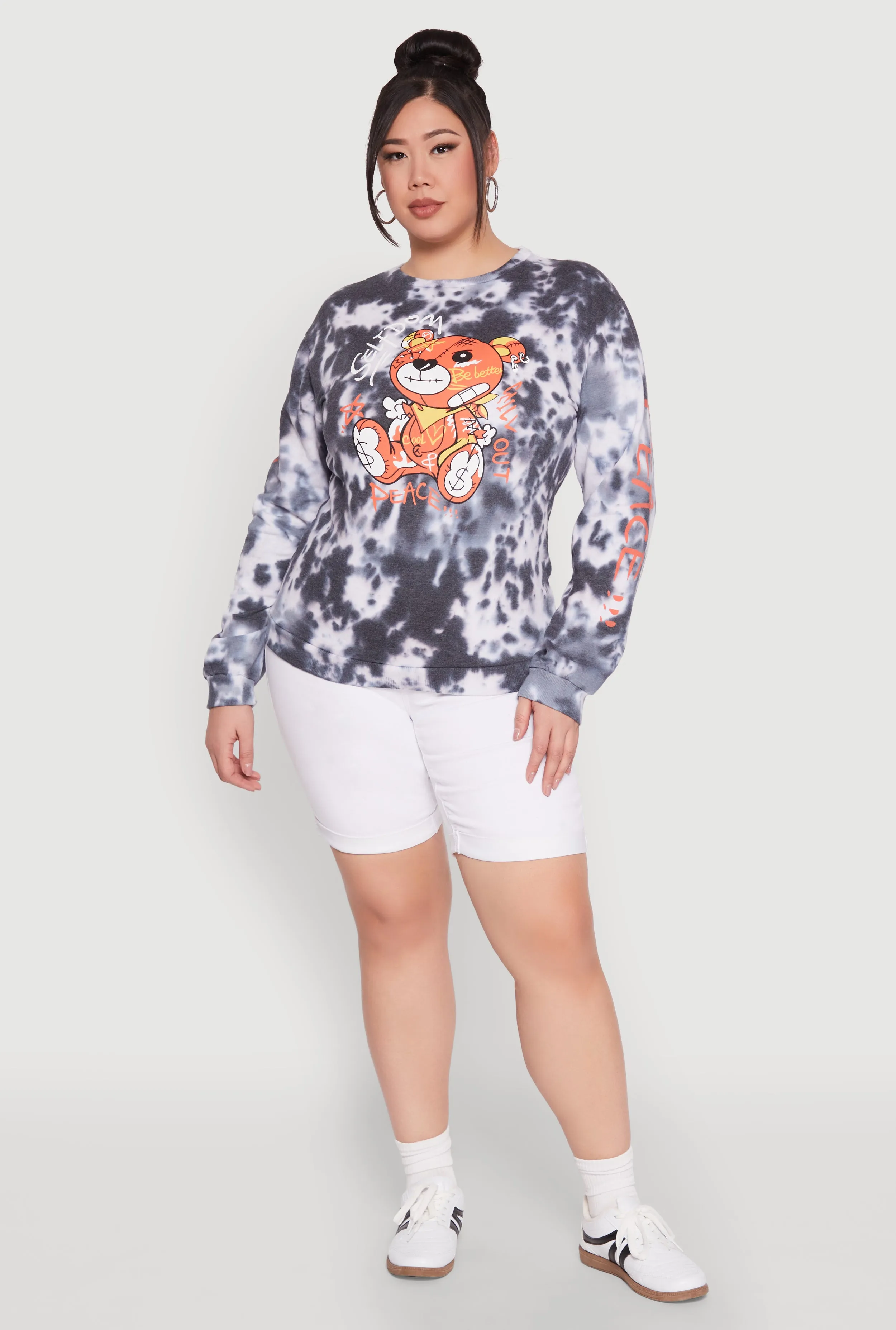 Plus Size Bear Graphic Sweatshirt sold by Rainbow product image thumbnail 3