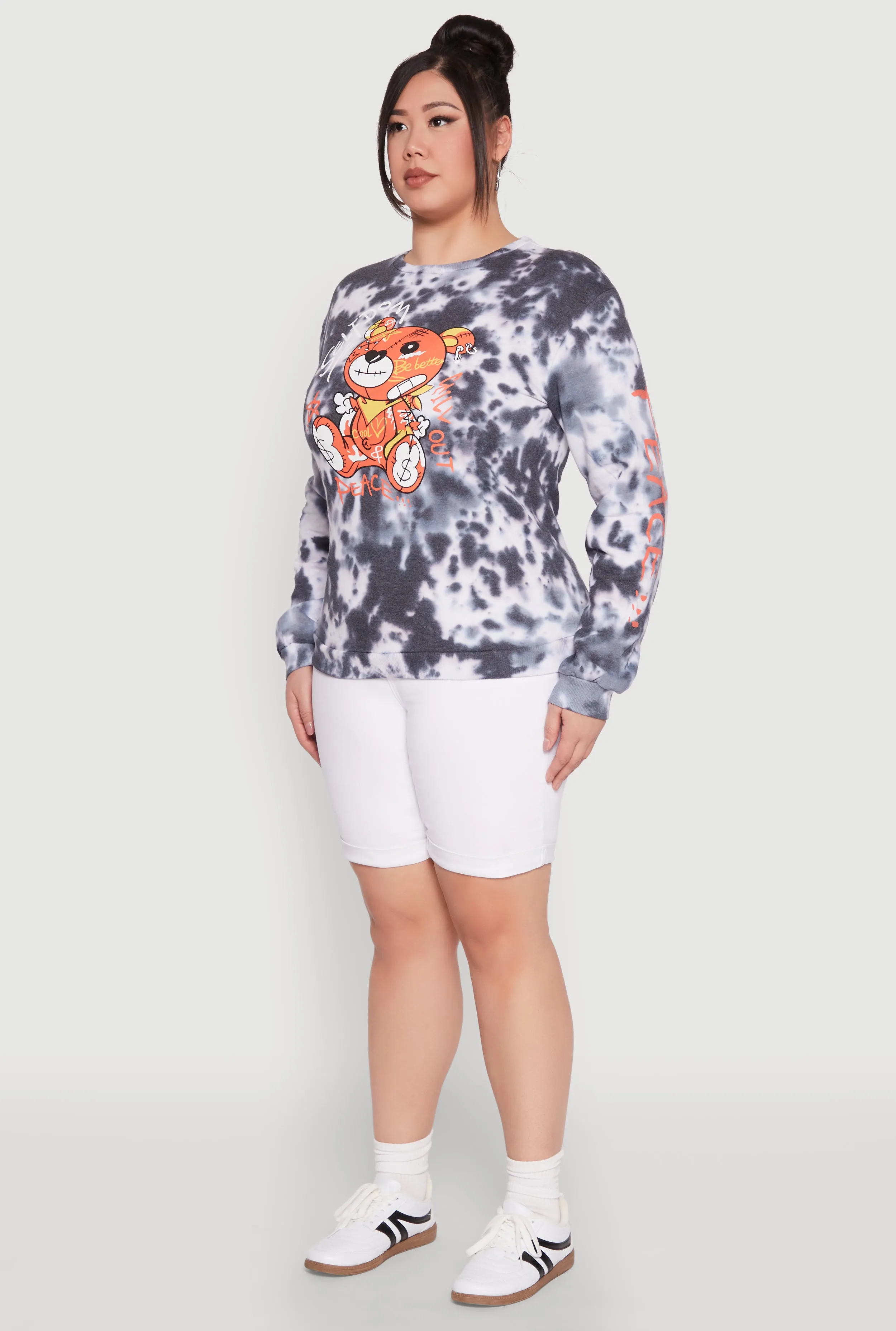 Plus Size Bear Graphic Sweatshirt sold by Rainbow product image thumbnail 5