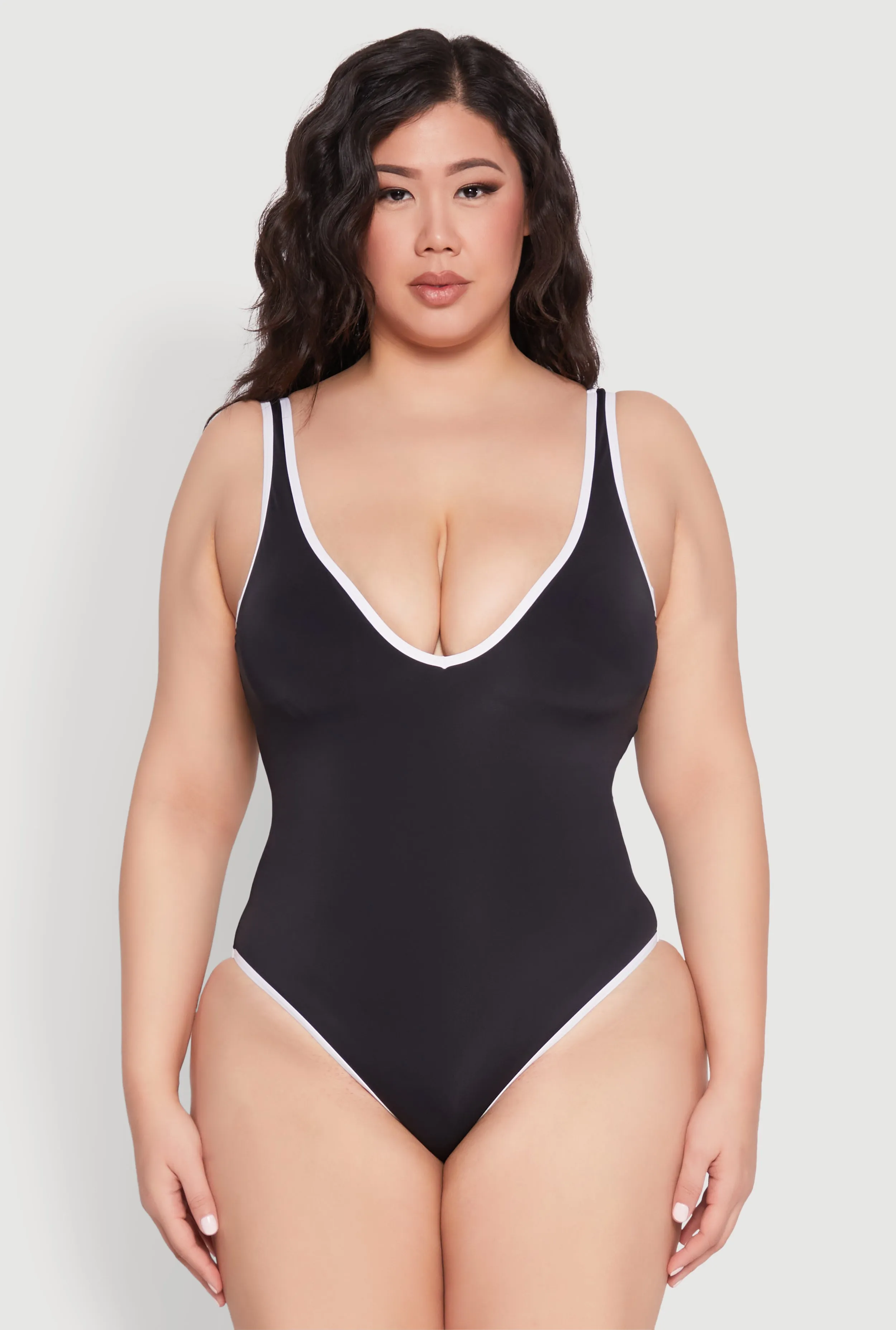 Plus Size Contrast Trim Detail One Piece Swimsuit sold by Rainbow product image thumbnail 2