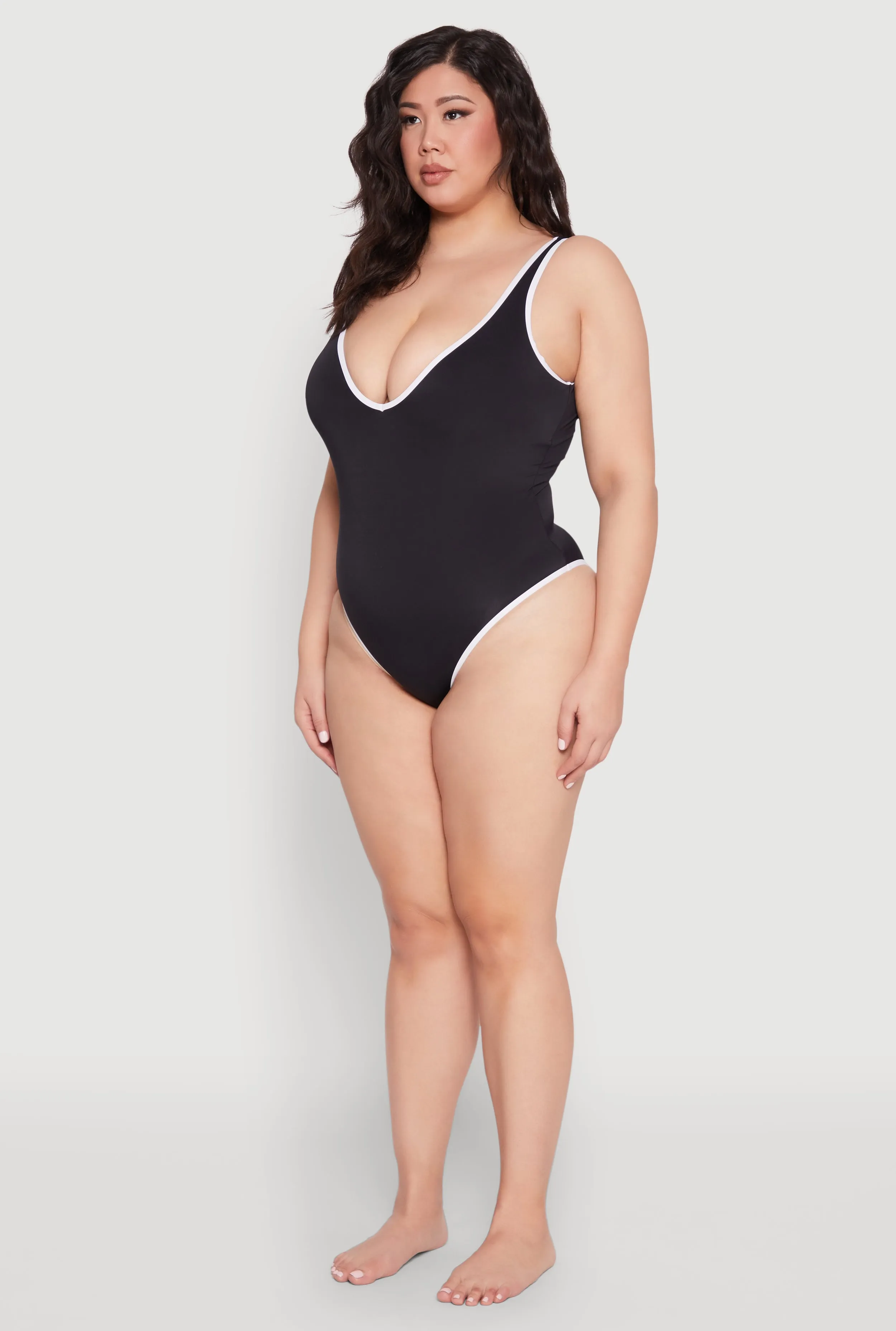 Plus Size Contrast Trim Detail One Piece Swimsuit sold by Rainbow product image thumbnail 5