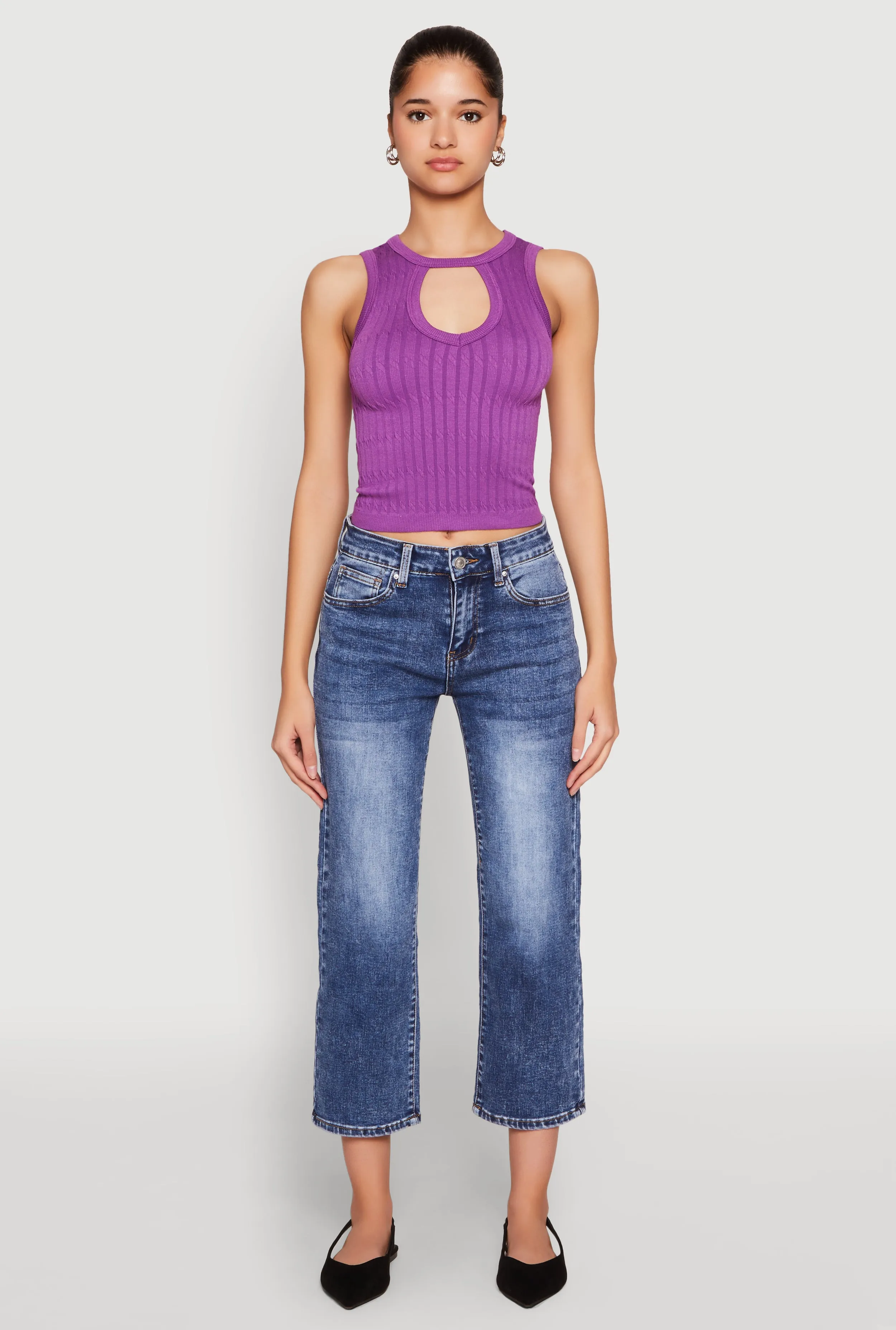 Seamless Cut Out Cropped Tank Top sold by Rainbow product image thumbnail 3