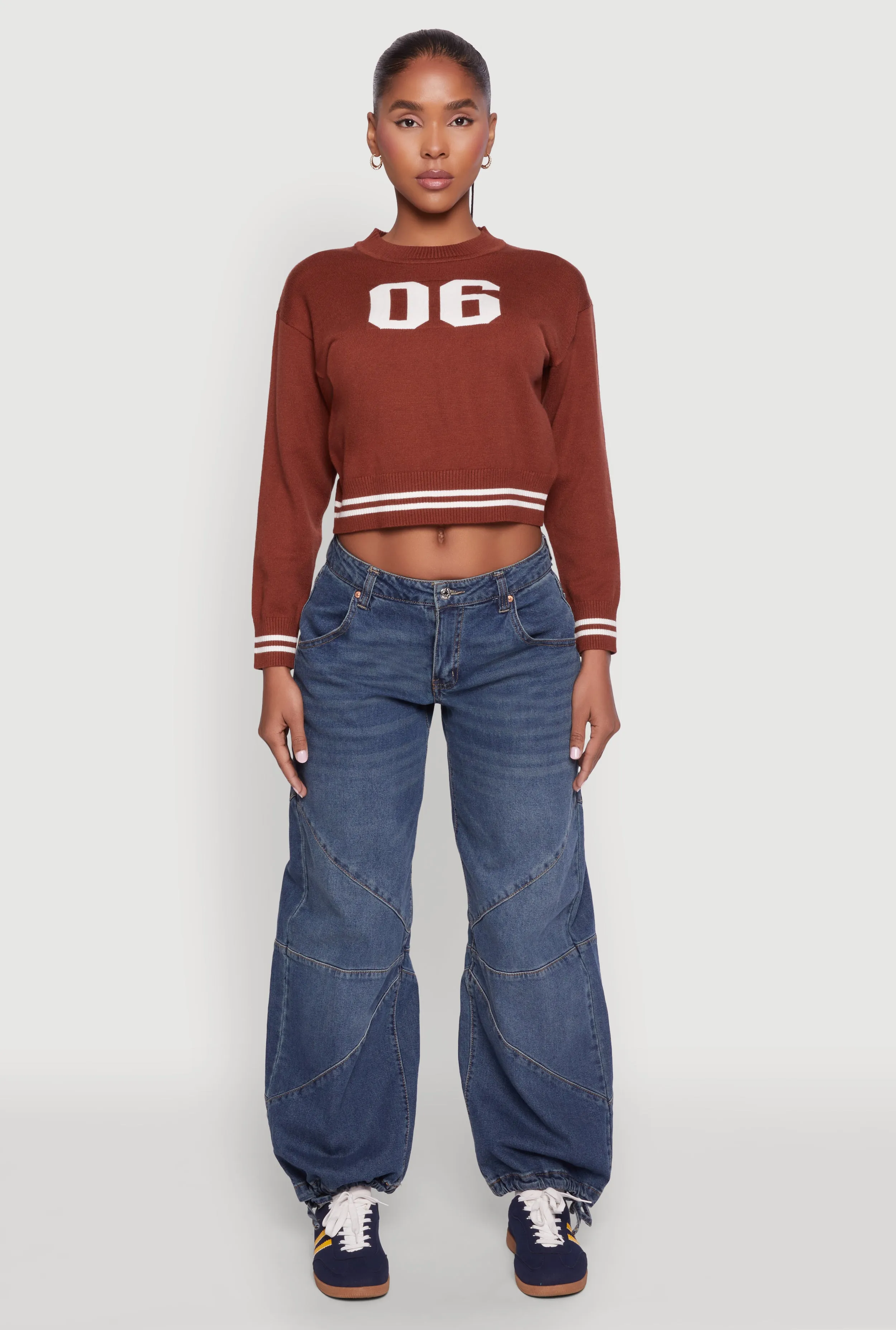 06 Cropped Sweater sold by Rainbow product image thumbnail 3