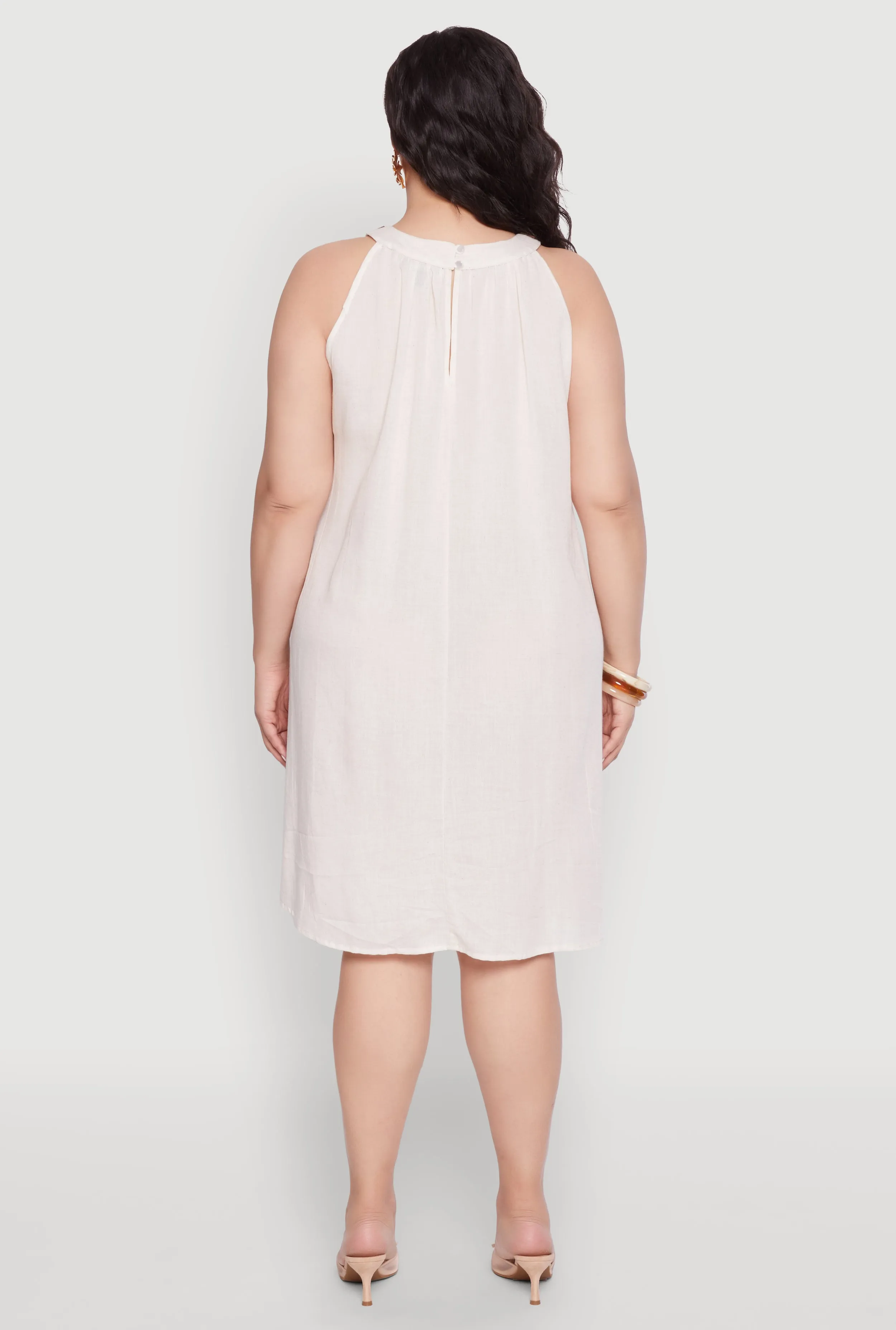 Plus Size Wood Trim Detail Linen Shift Dress sold by Rainbow product image thumbnail 5
