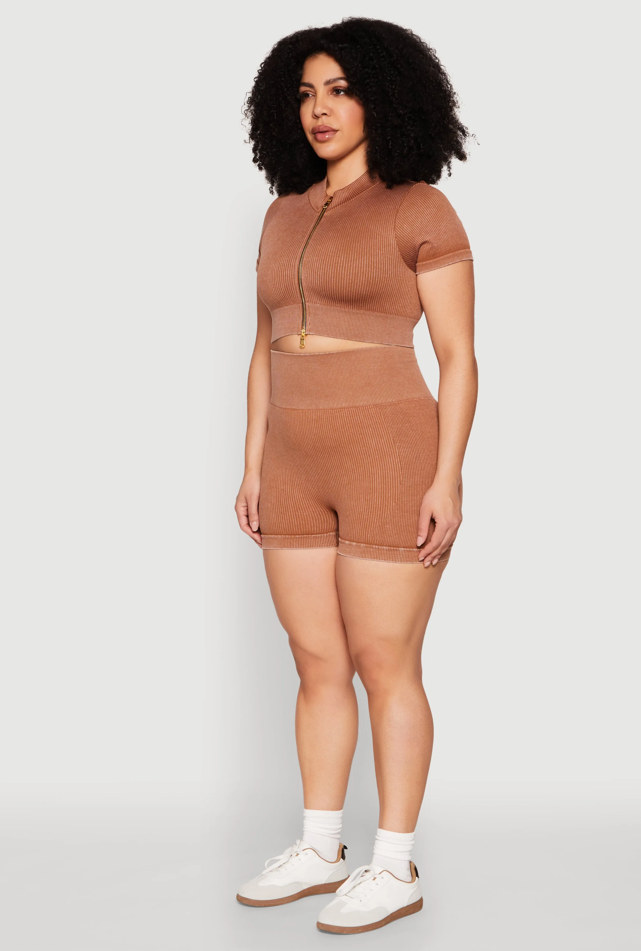 Plus Size Daisy Mineral Wash Seamless Zip Front Top sold by Rainbow product image thumbnail 5