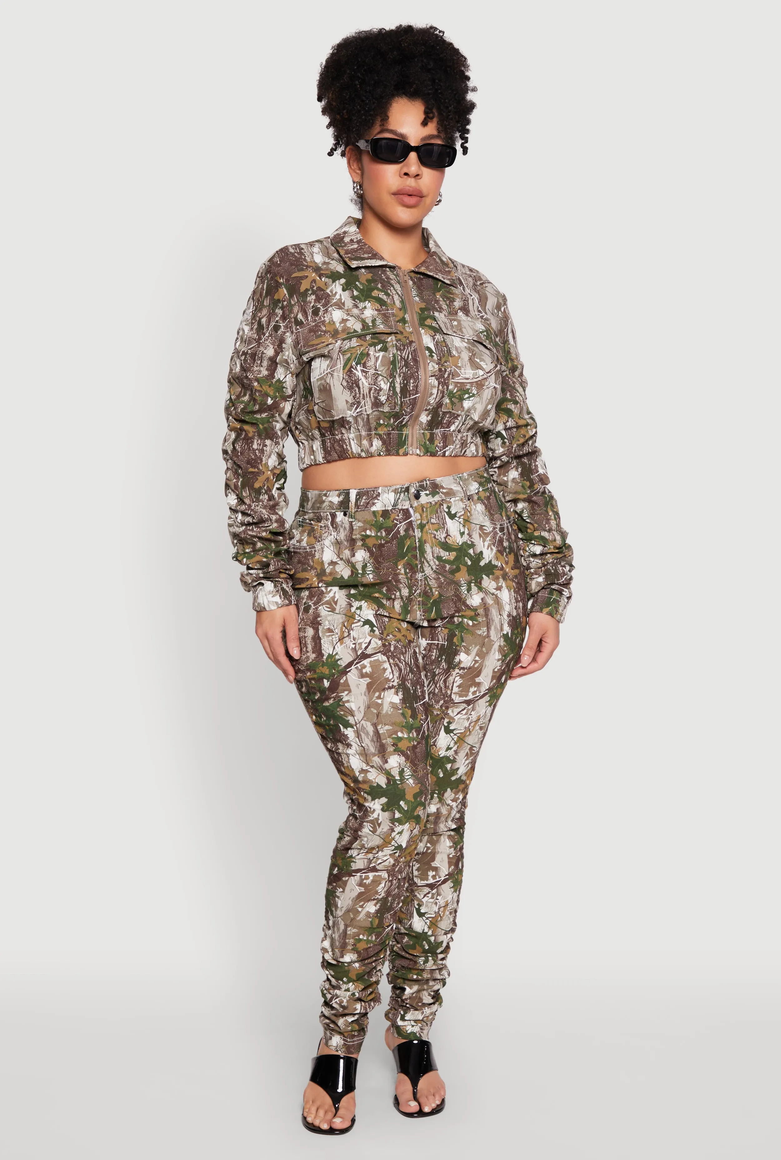 Plus Size Graphic Print Ruched Sleeve Cropped Jacket sold by Rainbow product image thumbnail 3