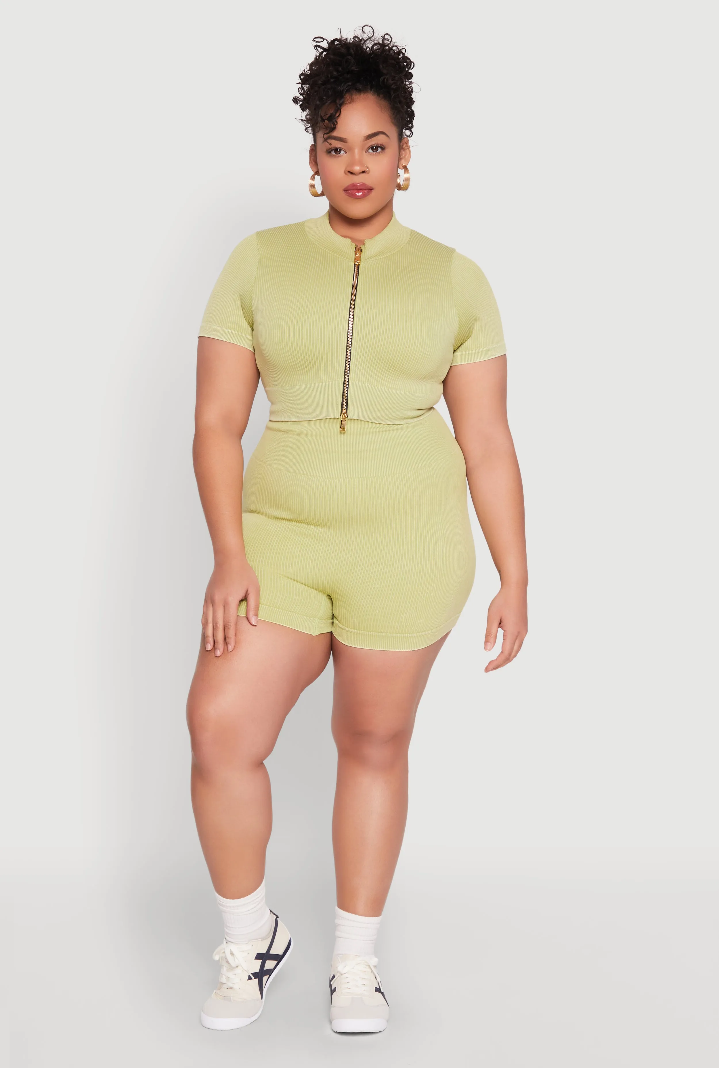 Plus Size Daisy Mineral Wash Seamless Zip Front Top sold by Rainbow product image thumbnail 2