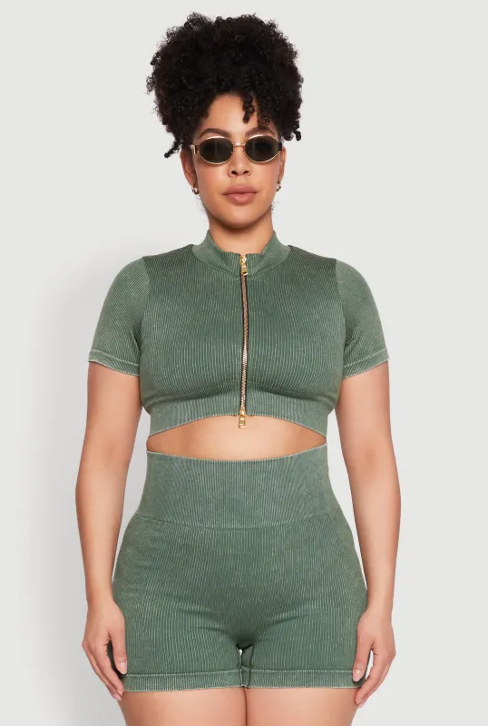 Plus Size Daisy Mineral Wash Seamless Zip Front Top sold by Rainbow