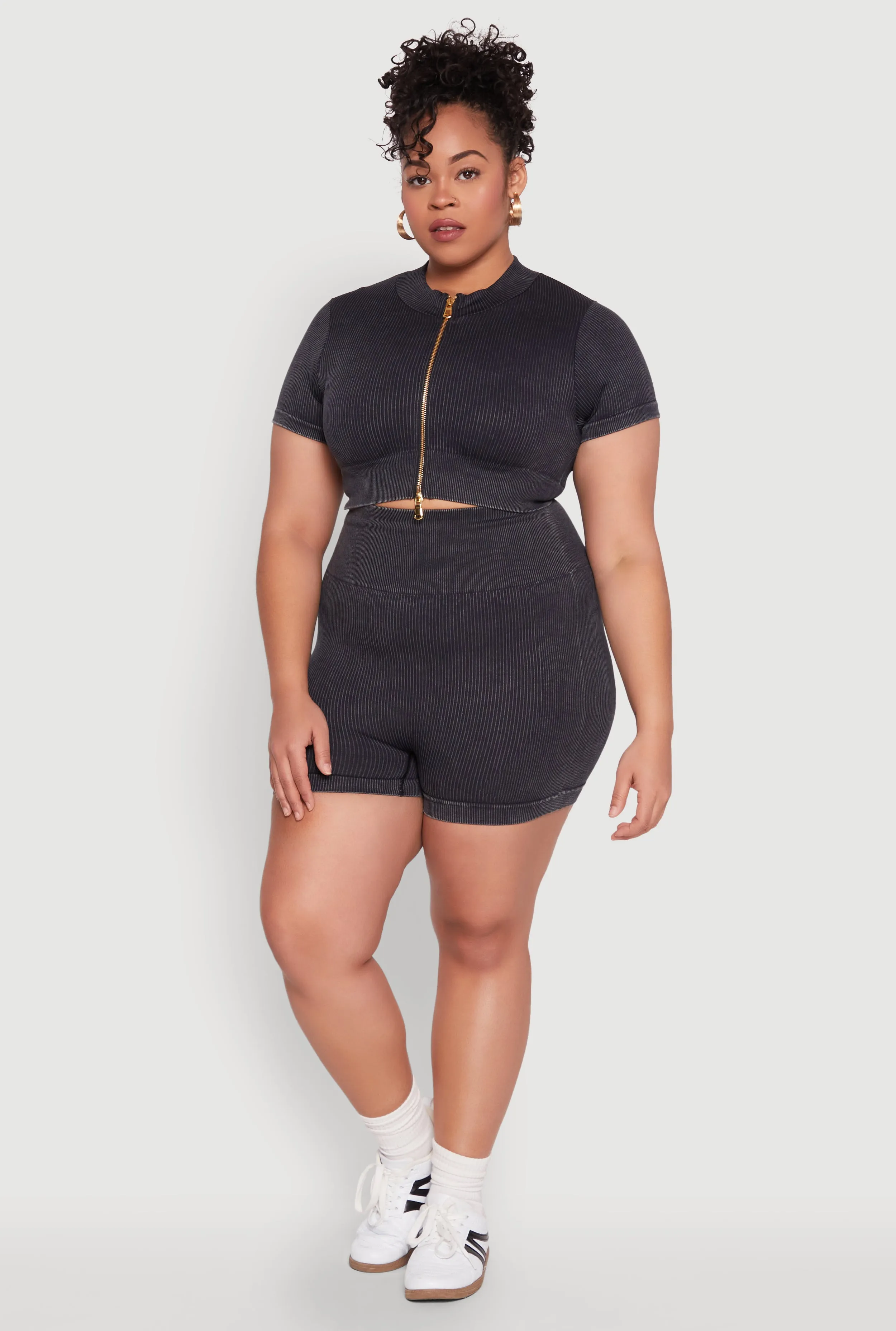 Plus Size Daisy Mineral Wash Seamless Zip Front Top sold by Rainbow product image thumbnail 2