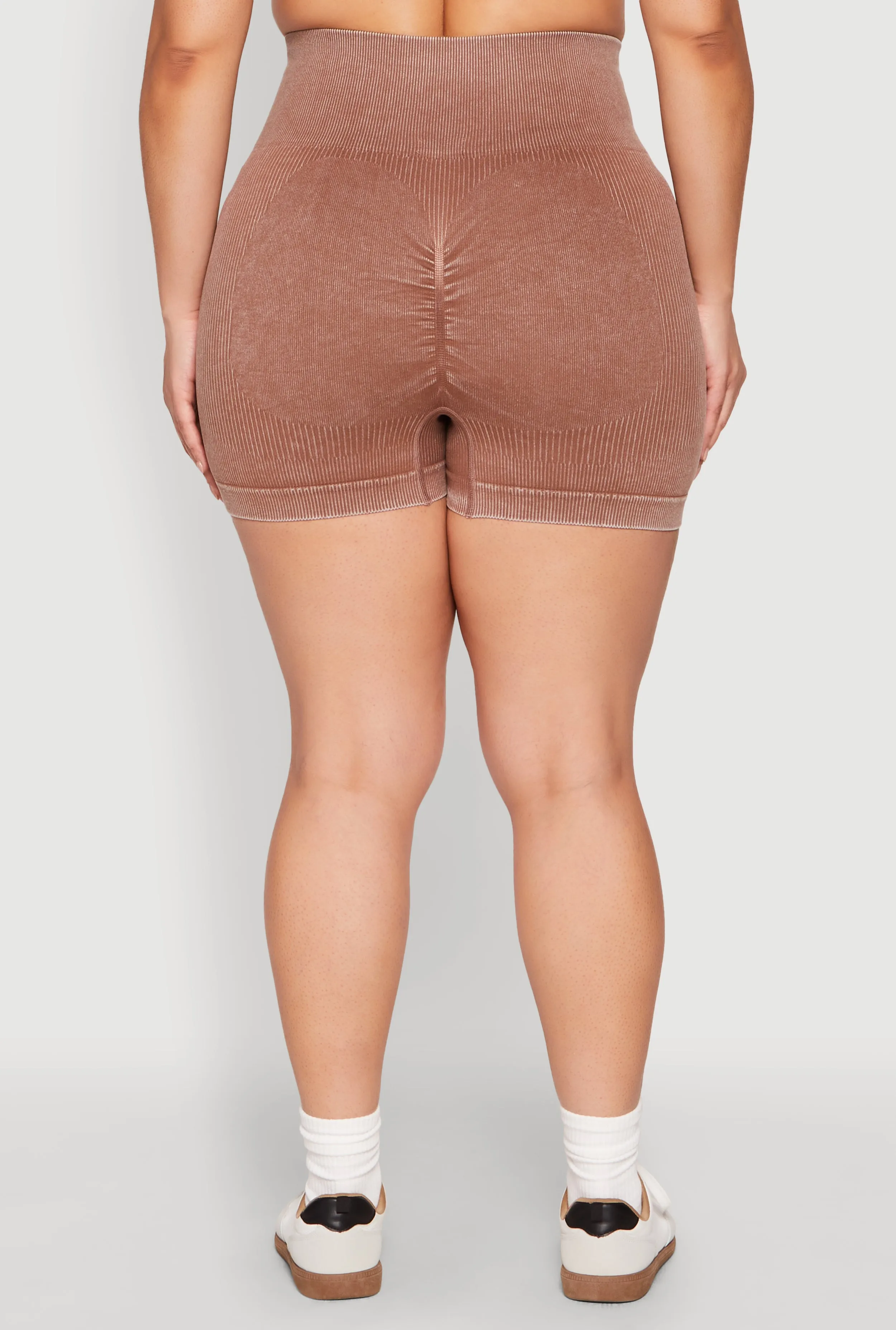 Plus Size Daisy Mineral Wash Seamless Bike Shorts sold by Rainbow product image thumbnail 5