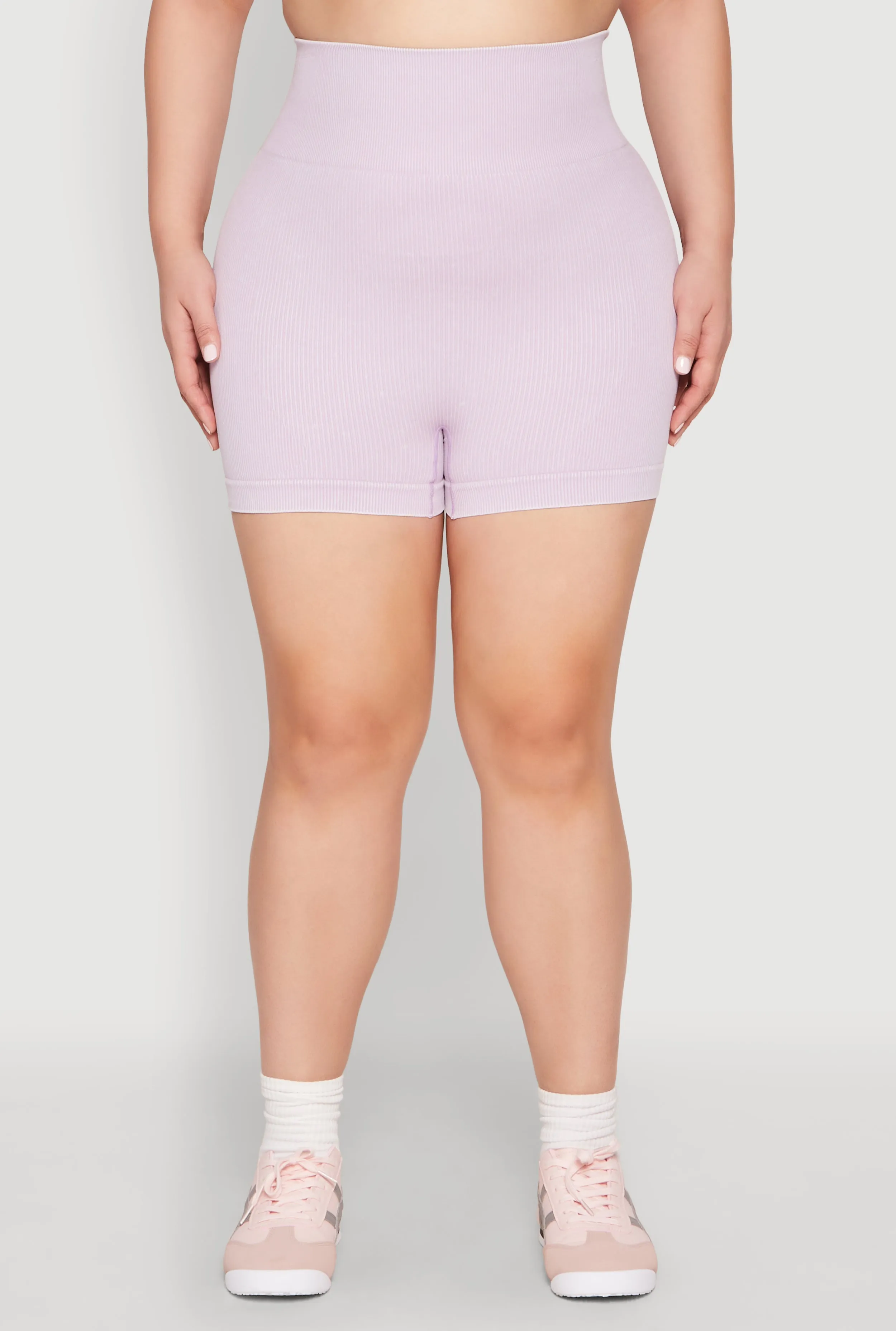 Plus Size Daisy Mineral Wash Seamless Bike Shorts sold by Rainbow product image thumbnail 3