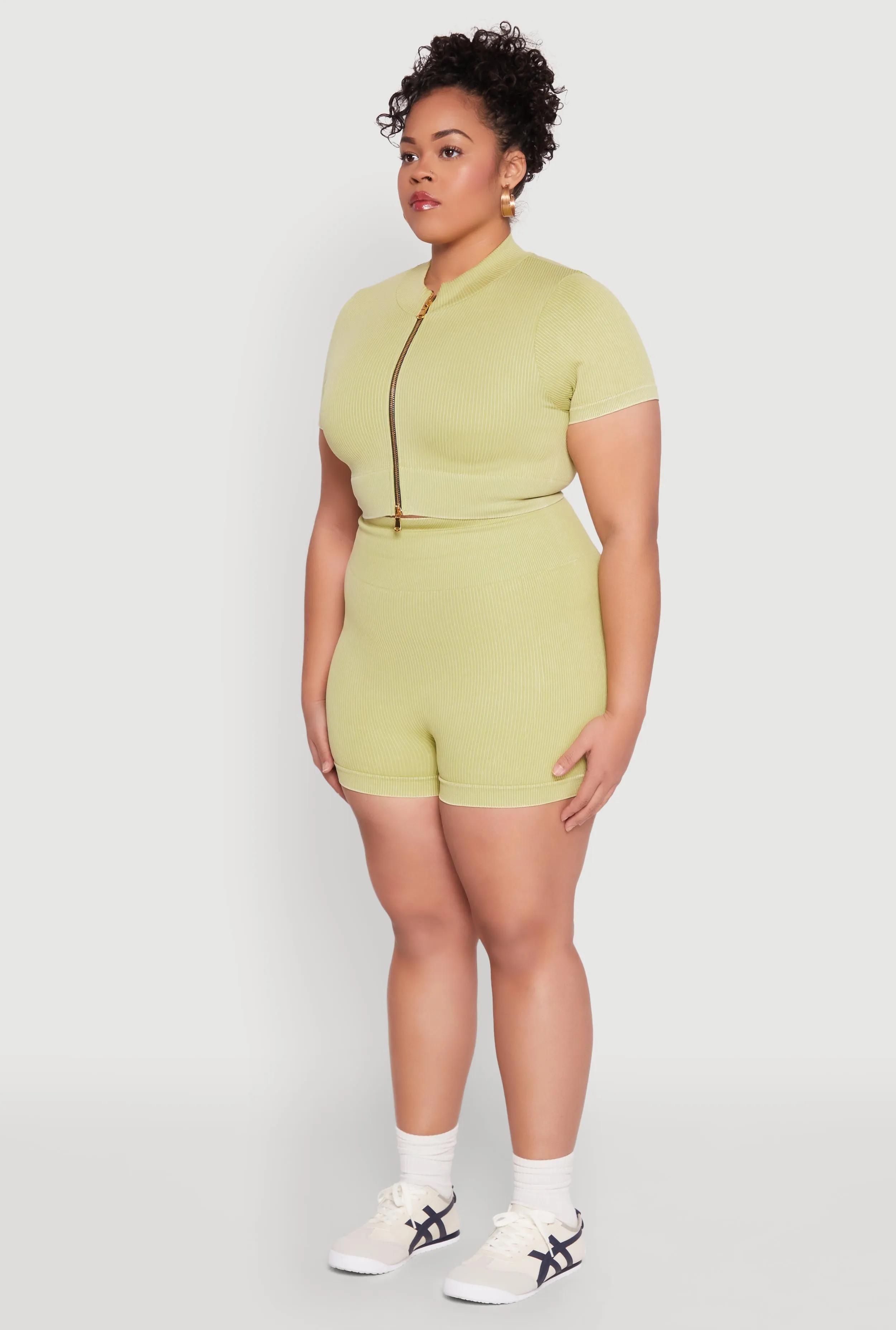 Plus Size Daisy Mineral Wash Seamless Zip Front Top sold by Rainbow product image thumbnail 5