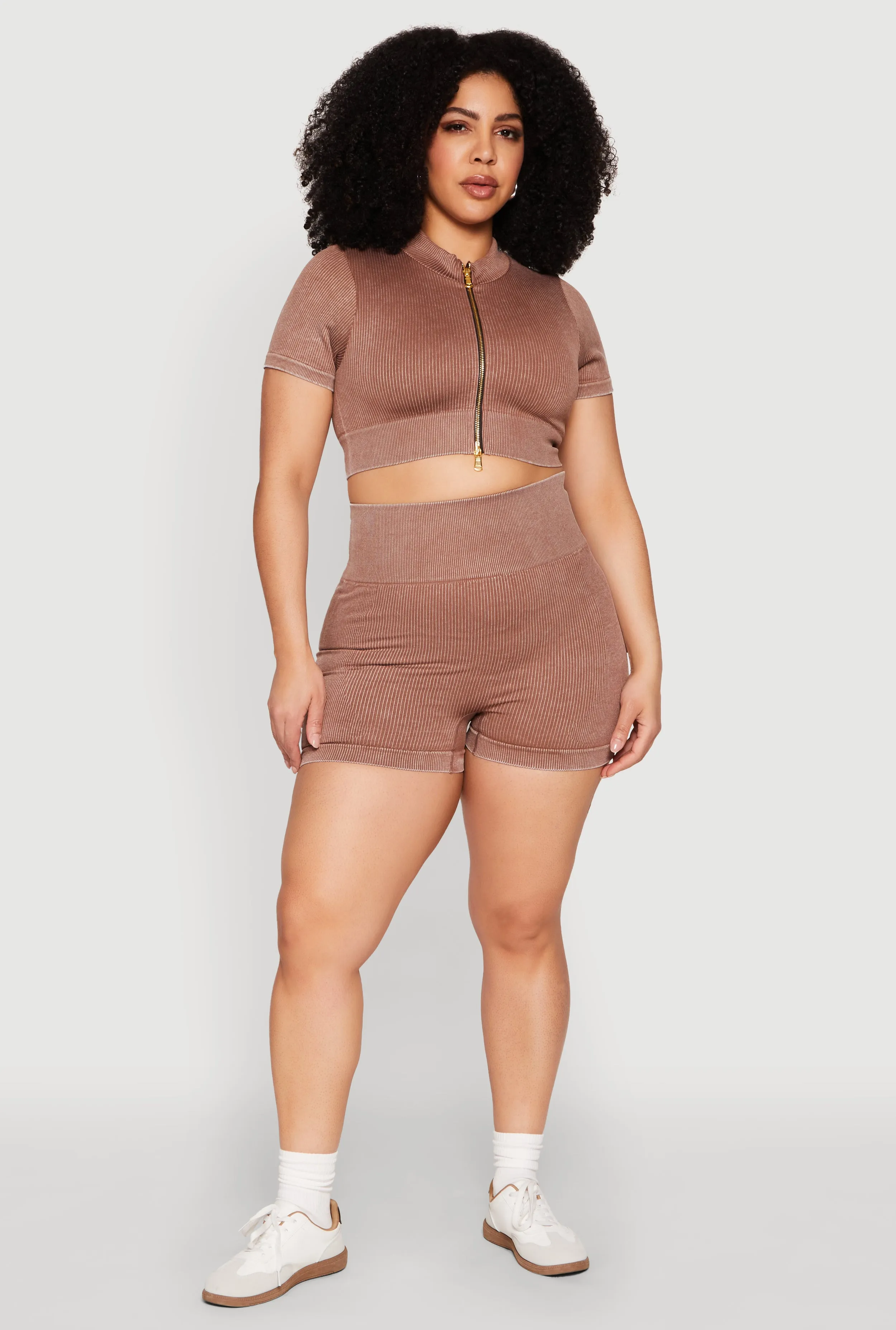 Plus Size Daisy Mineral Wash Seamless Zip Front Top sold by Rainbow product image thumbnail 3