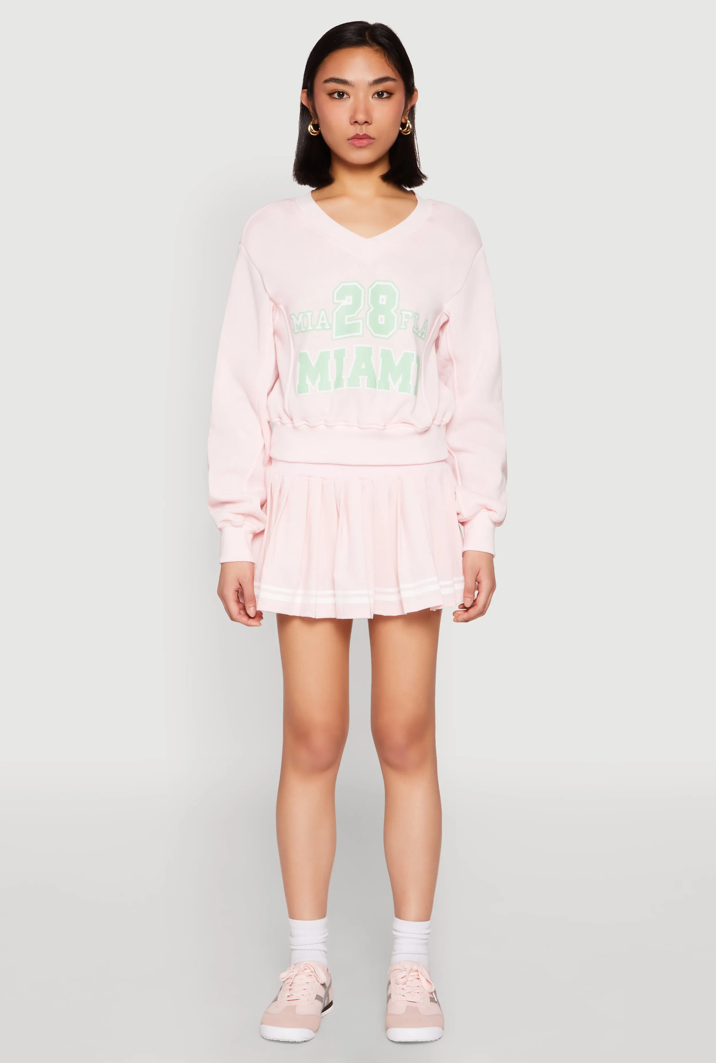 V Neck Printed Pattern Sweatshirt sold by Rainbow product image thumbnail 2