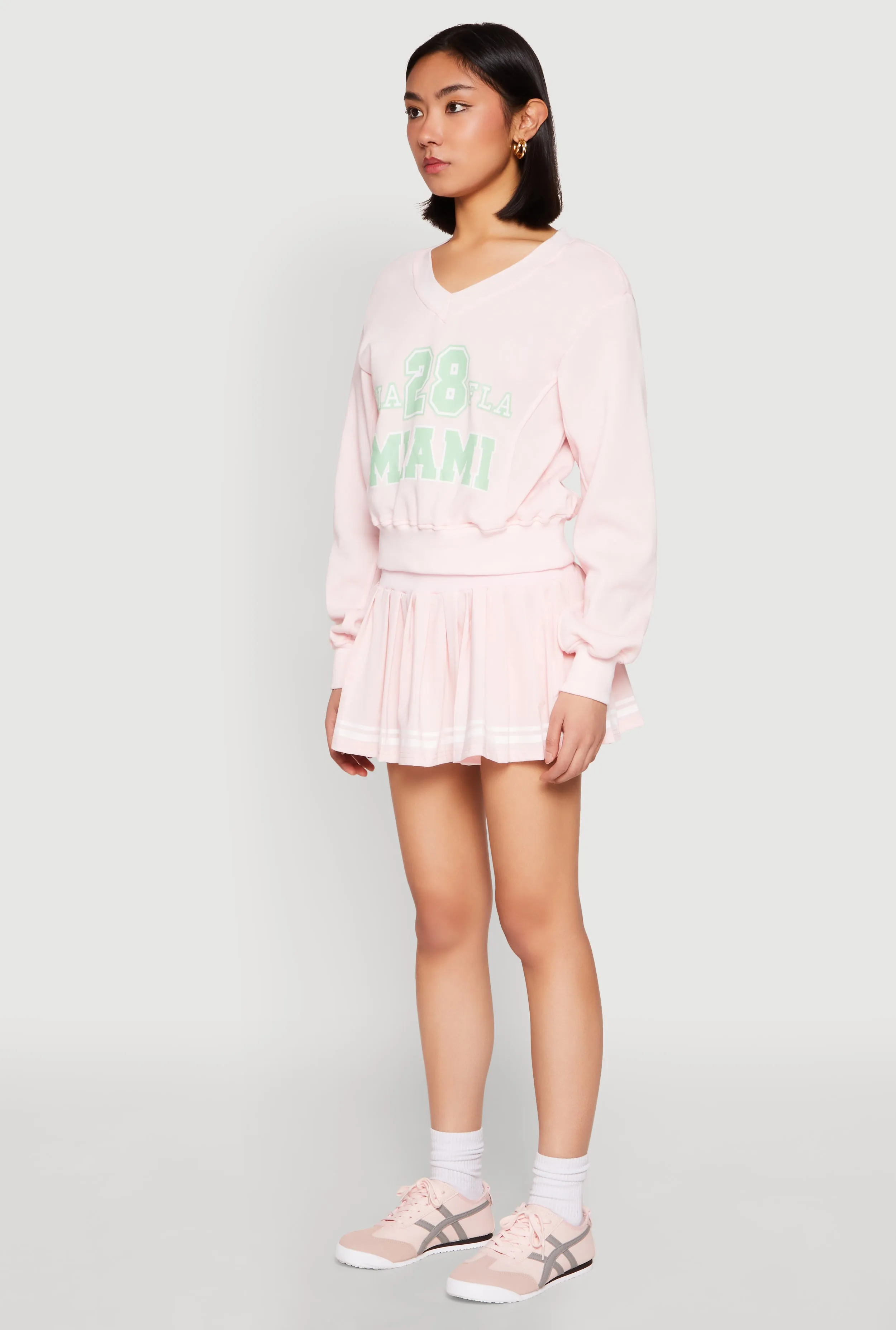 V Neck Printed Pattern Sweatshirt sold by Rainbow product image thumbnail 5