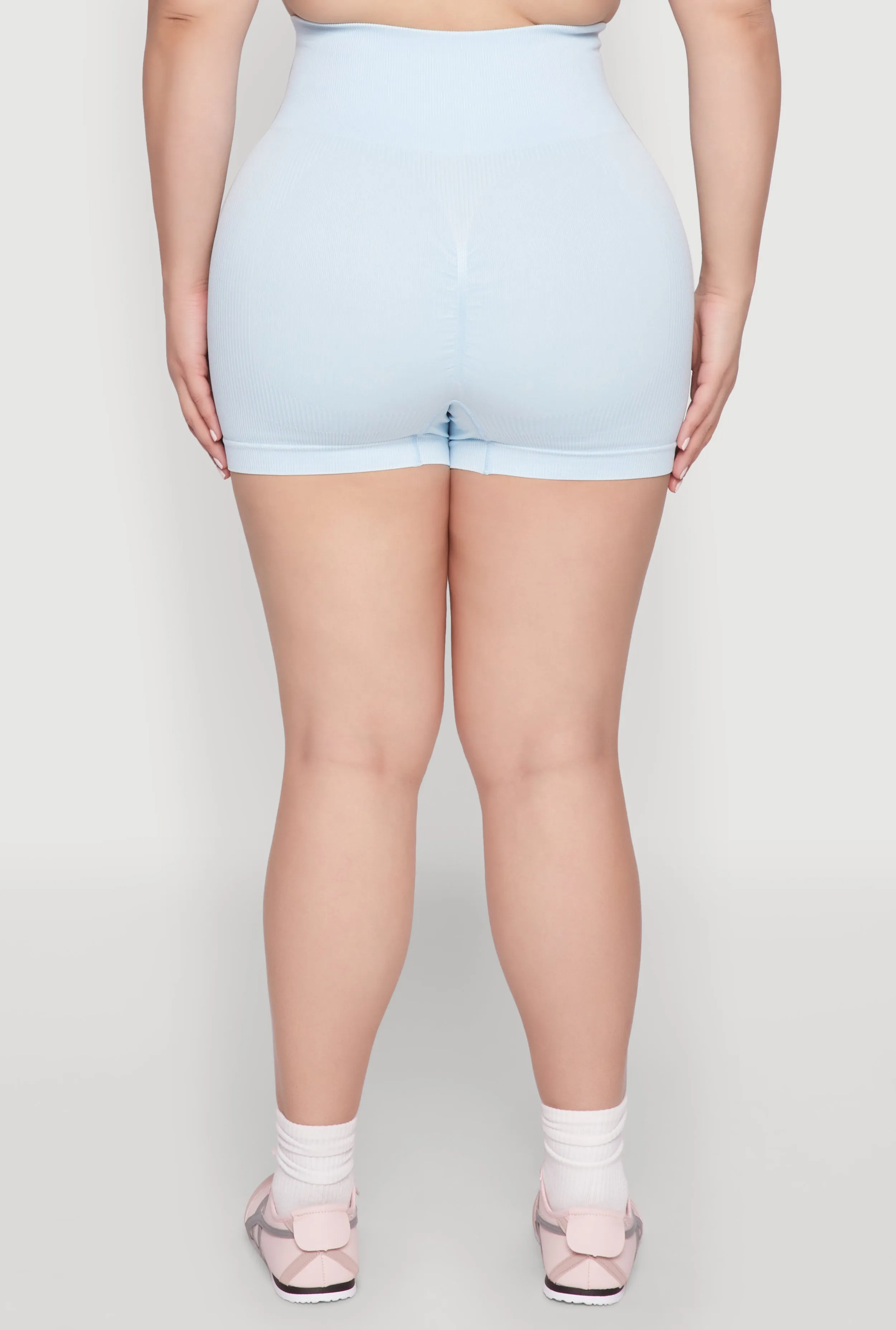 Plus Size Daisy Mineral Wash Seamless Bike Shorts sold by Rainbow product image thumbnail 5