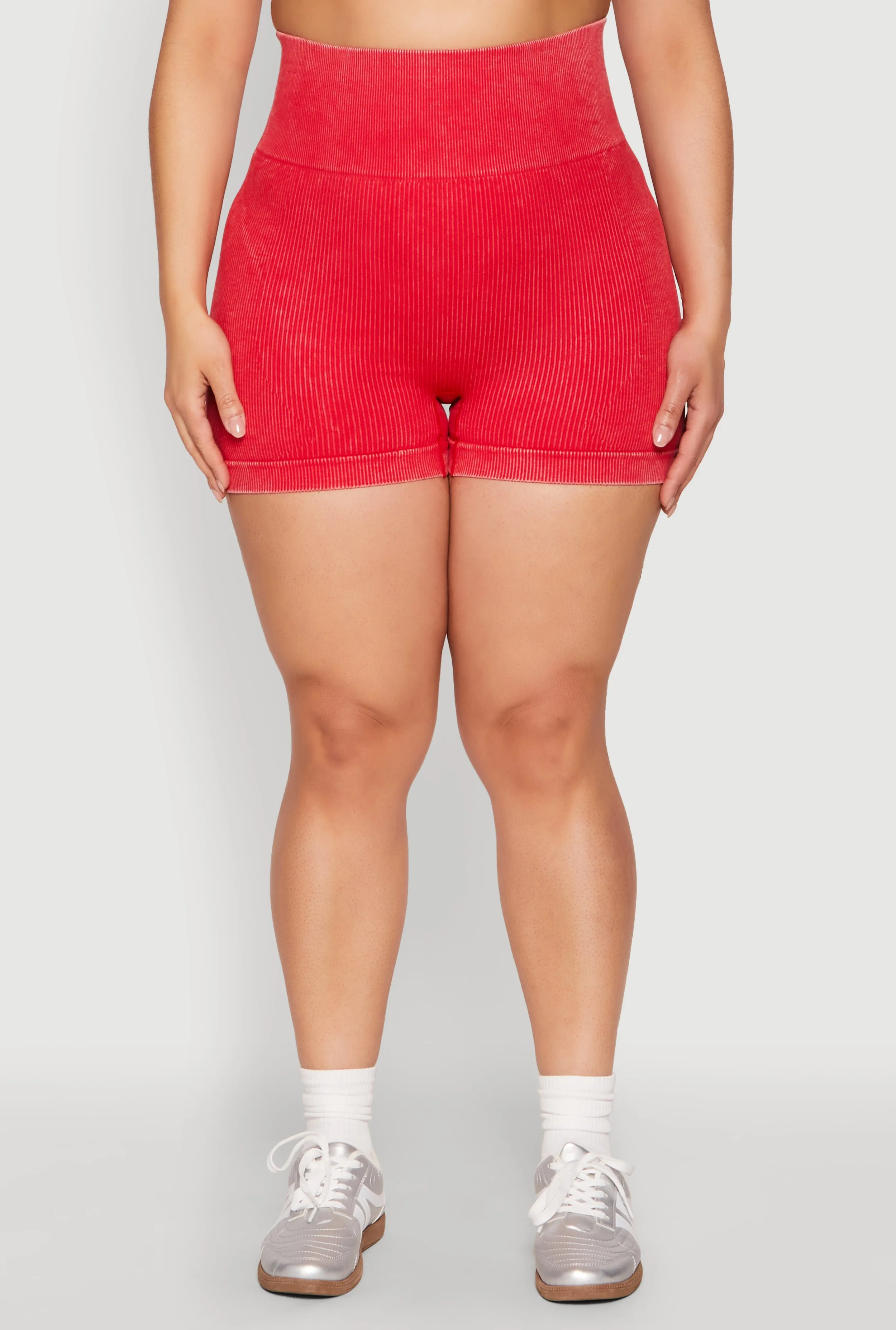 Plus Size Daisy Mineral Wash Seamless Bike Shorts sold by Rainbow product image thumbnail 3