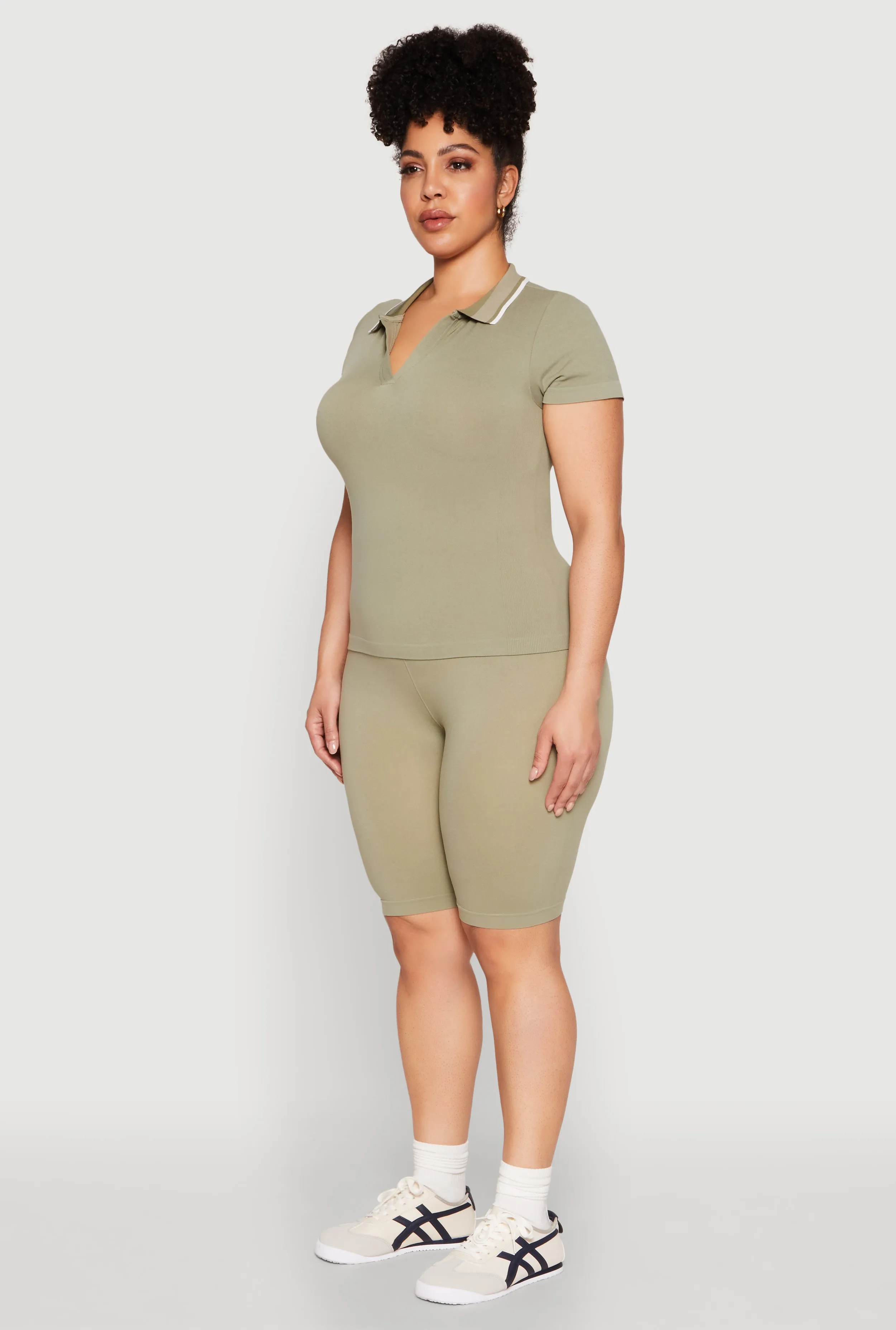 Plus Size Contrast Trim Polo Shirt sold by Rainbow product image thumbnail 5