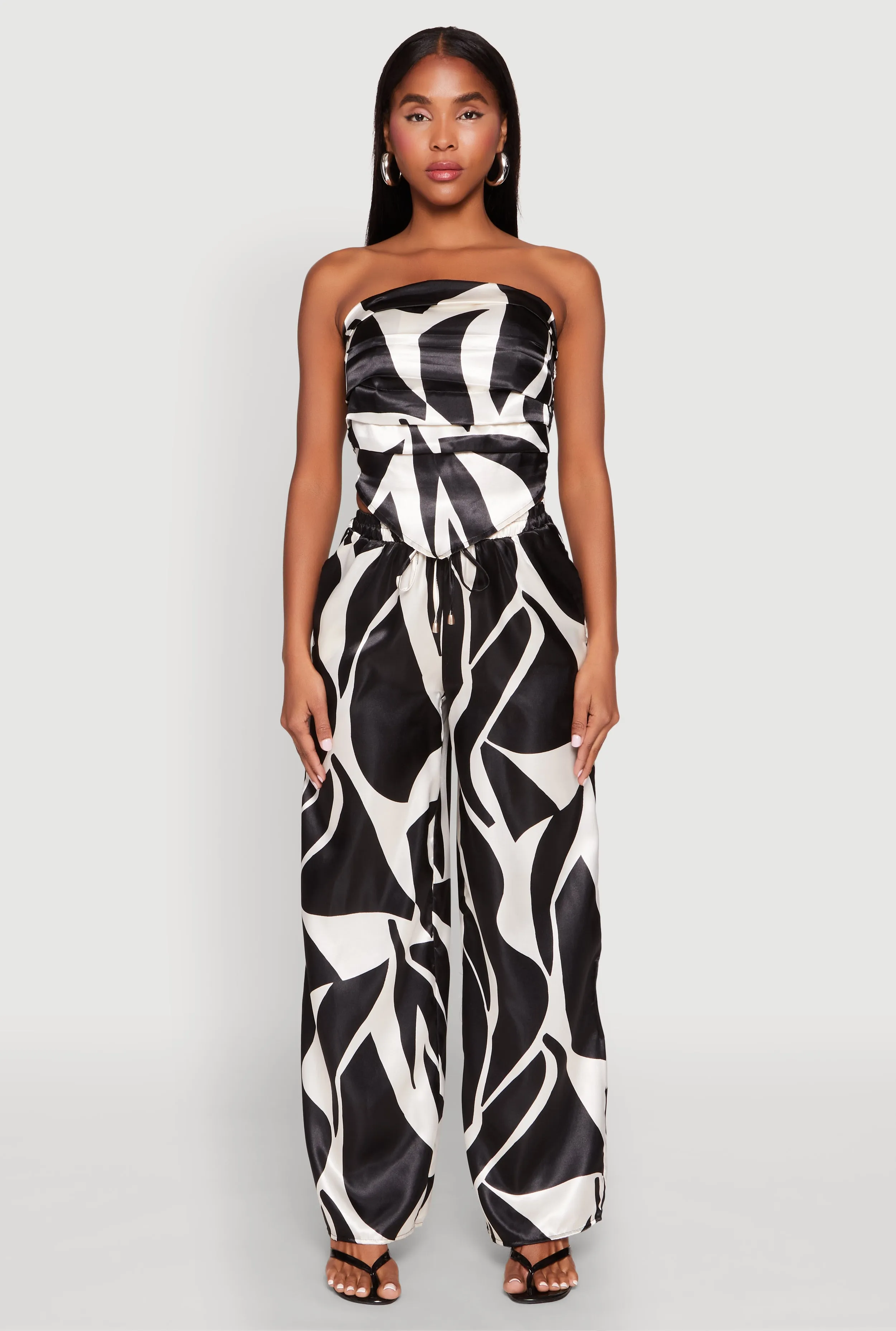 Patterned Satin Strapless Top sold by Rainbow product image thumbnail 2