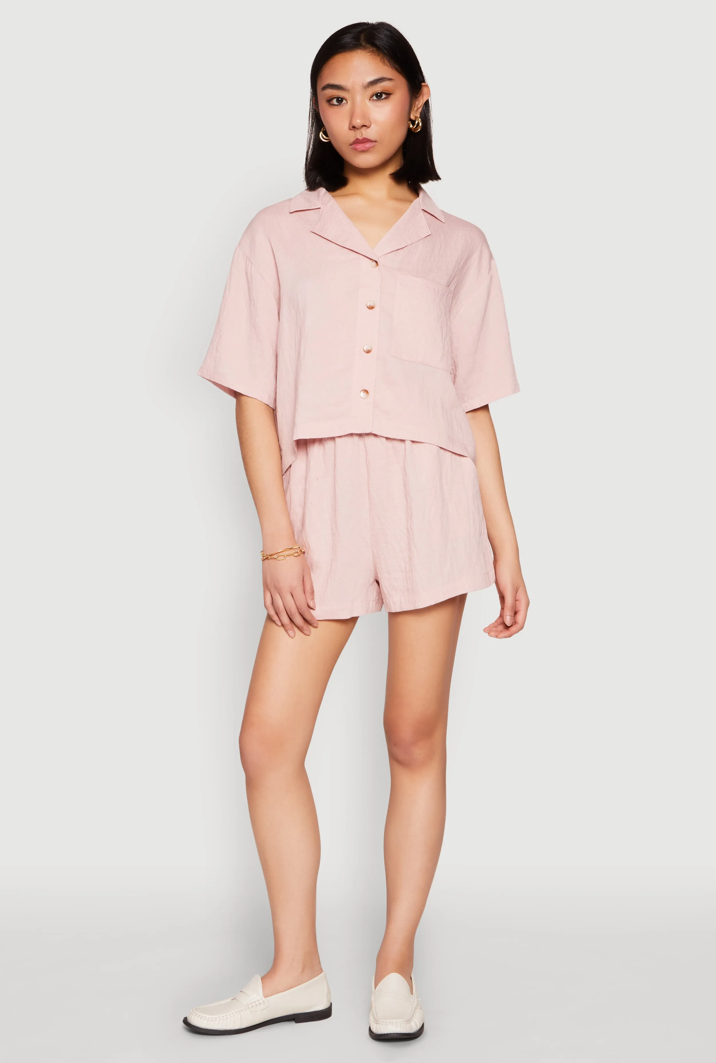 Linen High Waist Pocket Shorts sold by Rainbow product image thumbnail 2