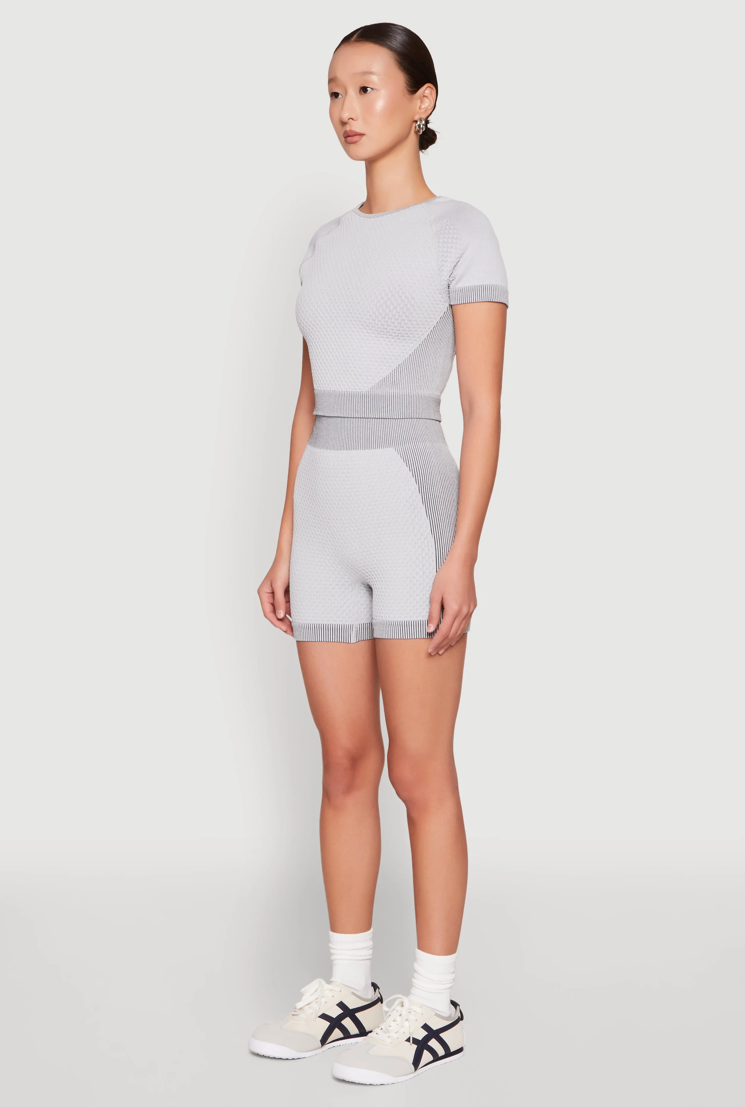 Seamless Two Tone Crop Top sold by Rainbow product image thumbnail 5