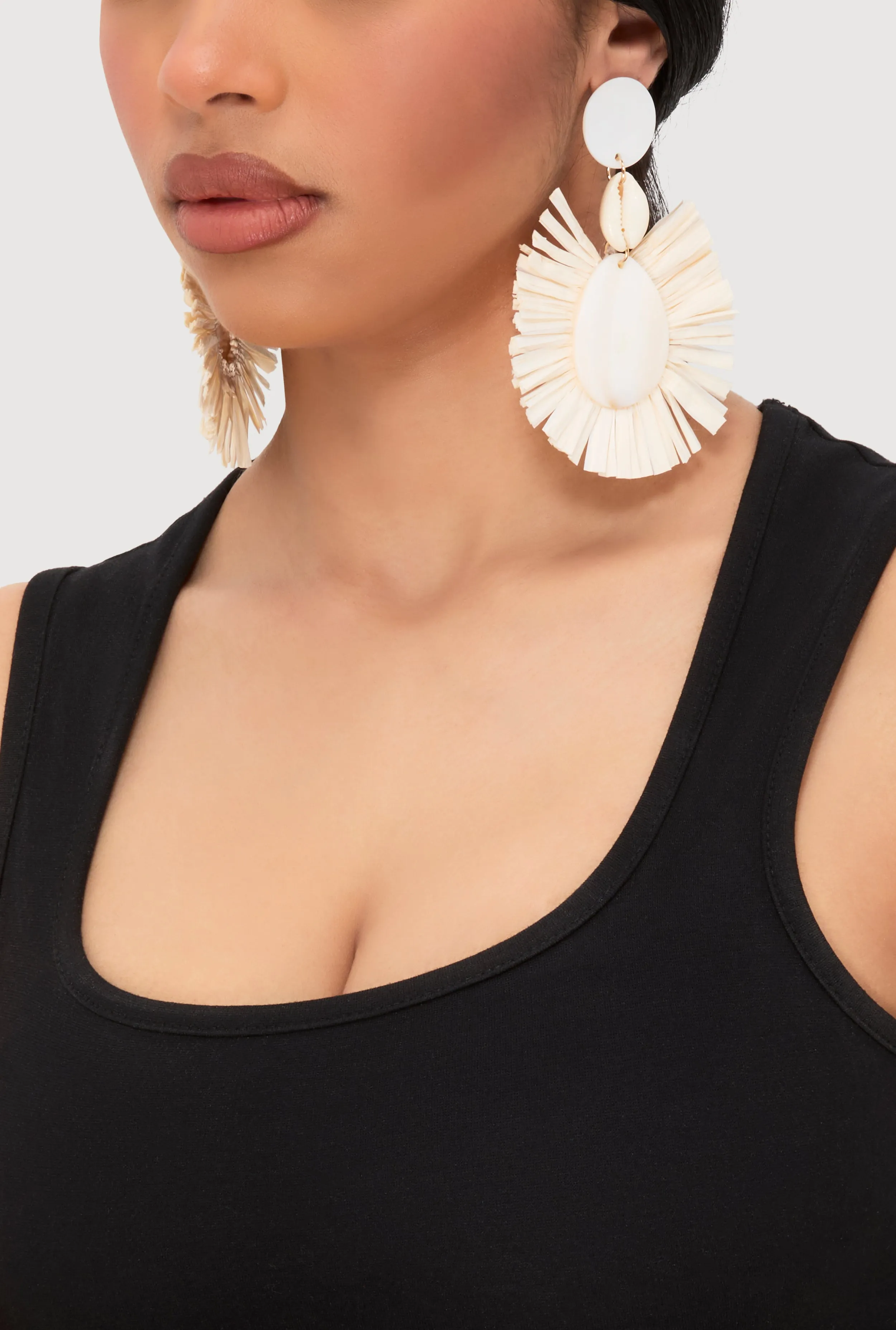 Seashell Raffia Drop Earrings sold by Rainbow product image thumbnail 2