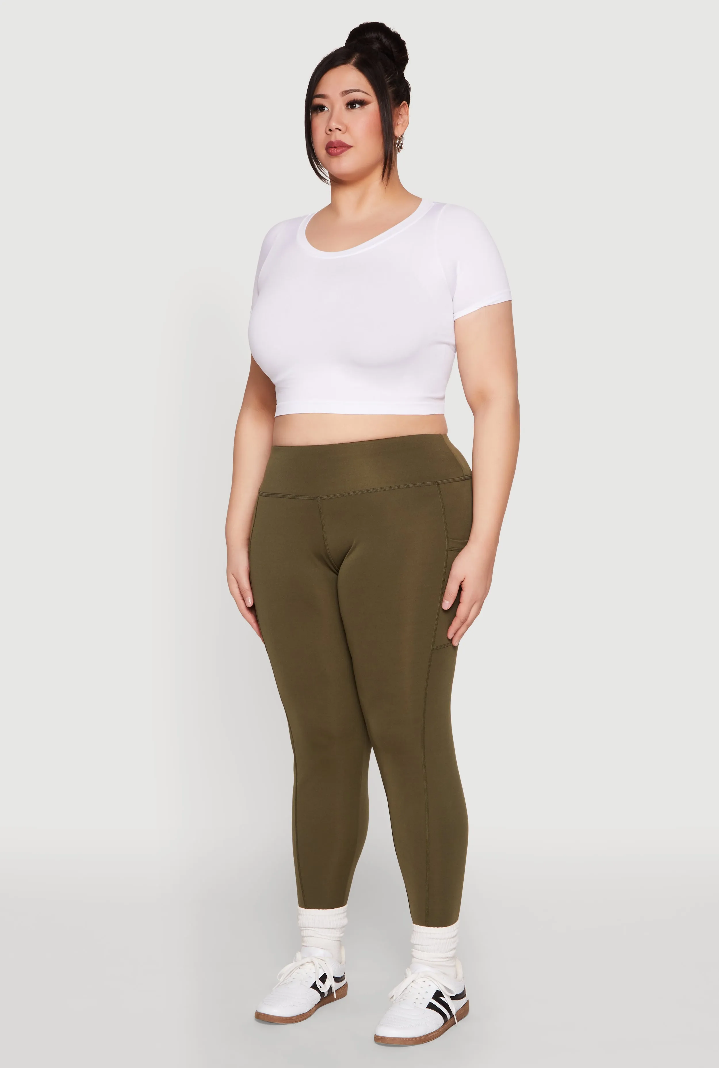 Plus Size Side Pocket Leggings sold by Rainbow product image thumbnail 3