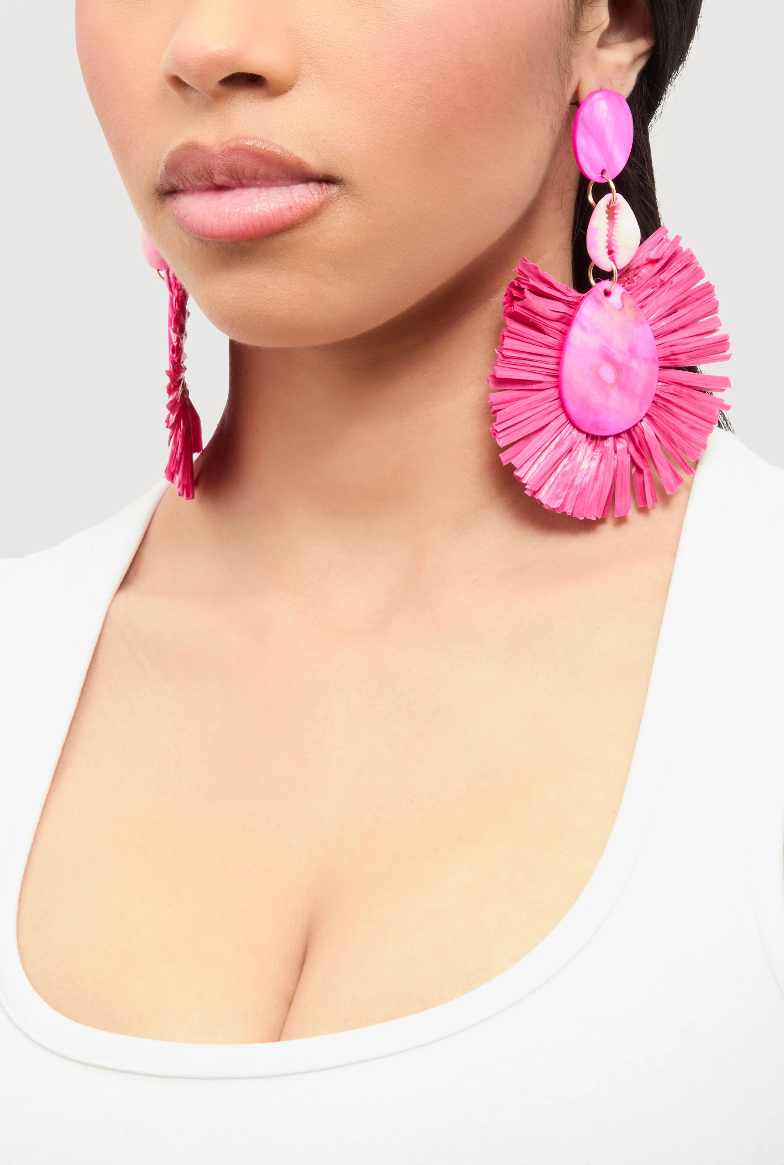 Seashell Raffia Drop Earrings sold by Rainbow product image thumbnail 2