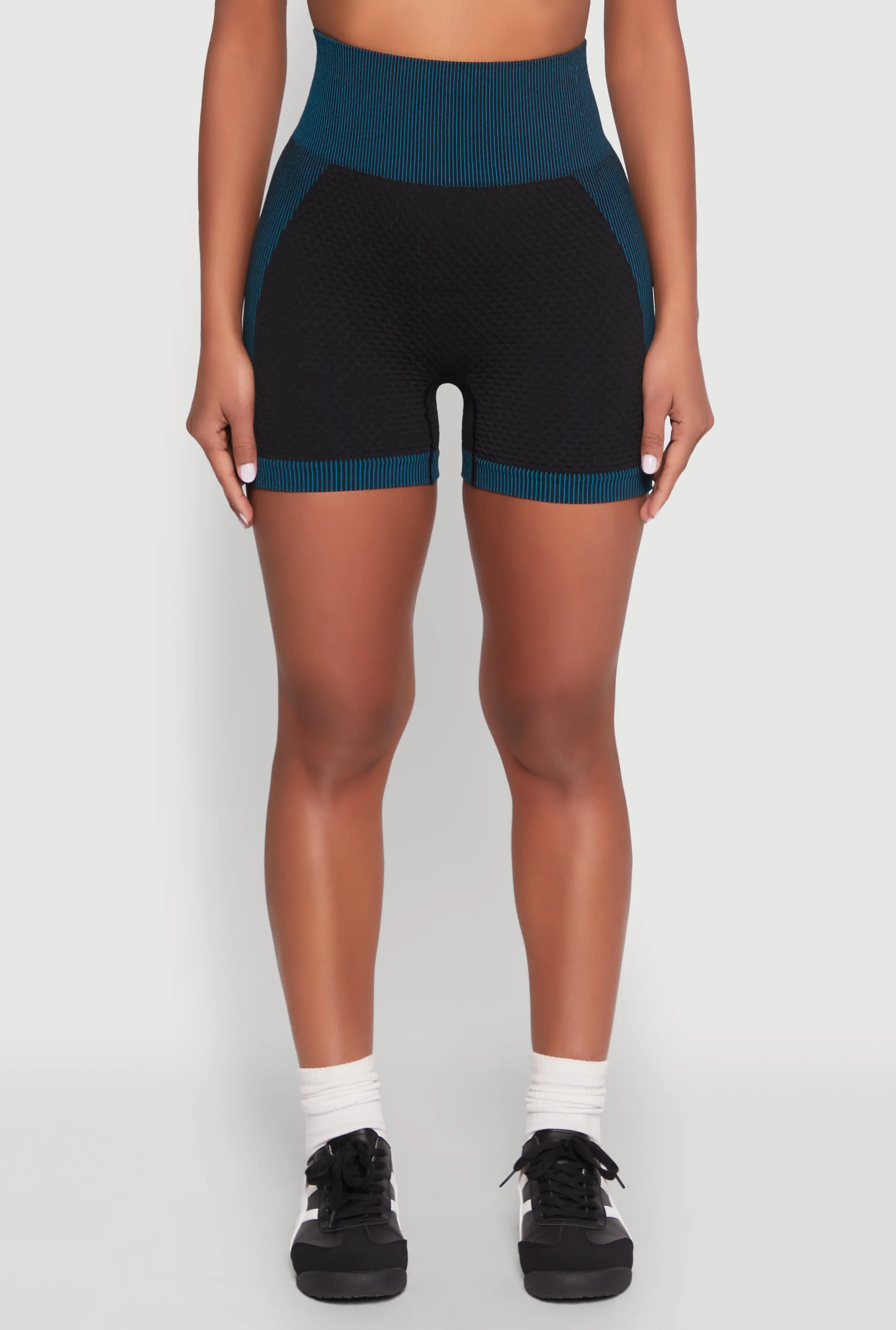 Striped Detail Seamless Biker Shorts sold by Rainbow product image thumbnail 3