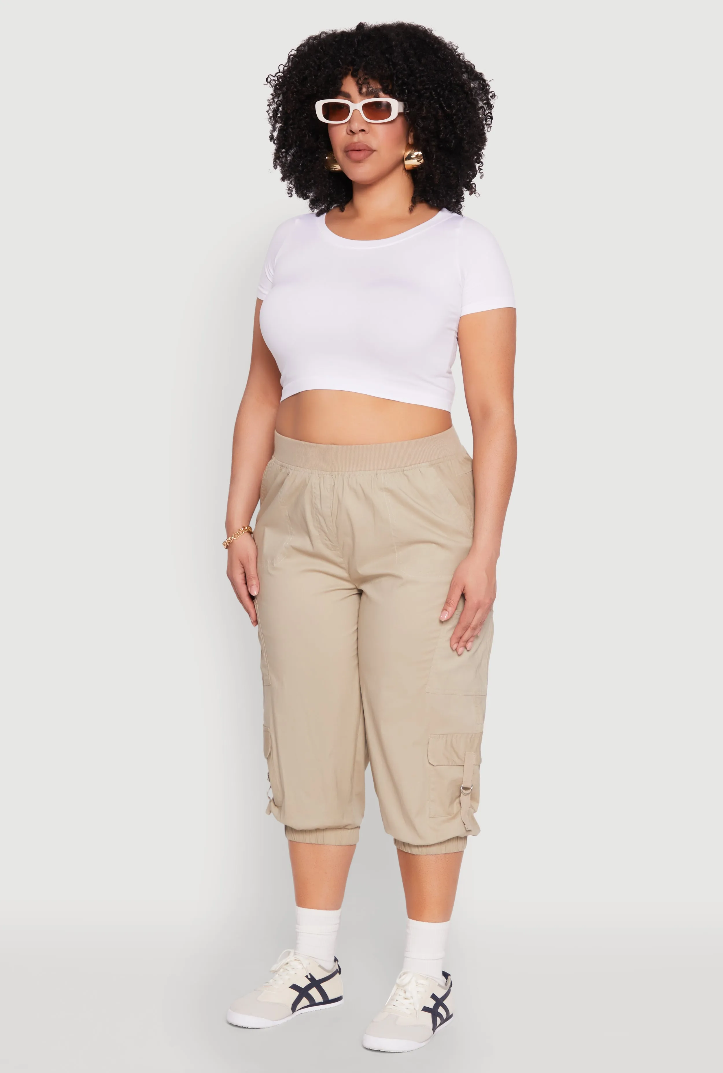 Plus Size Poplin D Ring Cargo Pocket Capri Pants sold by Rainbow product image thumbnail 3