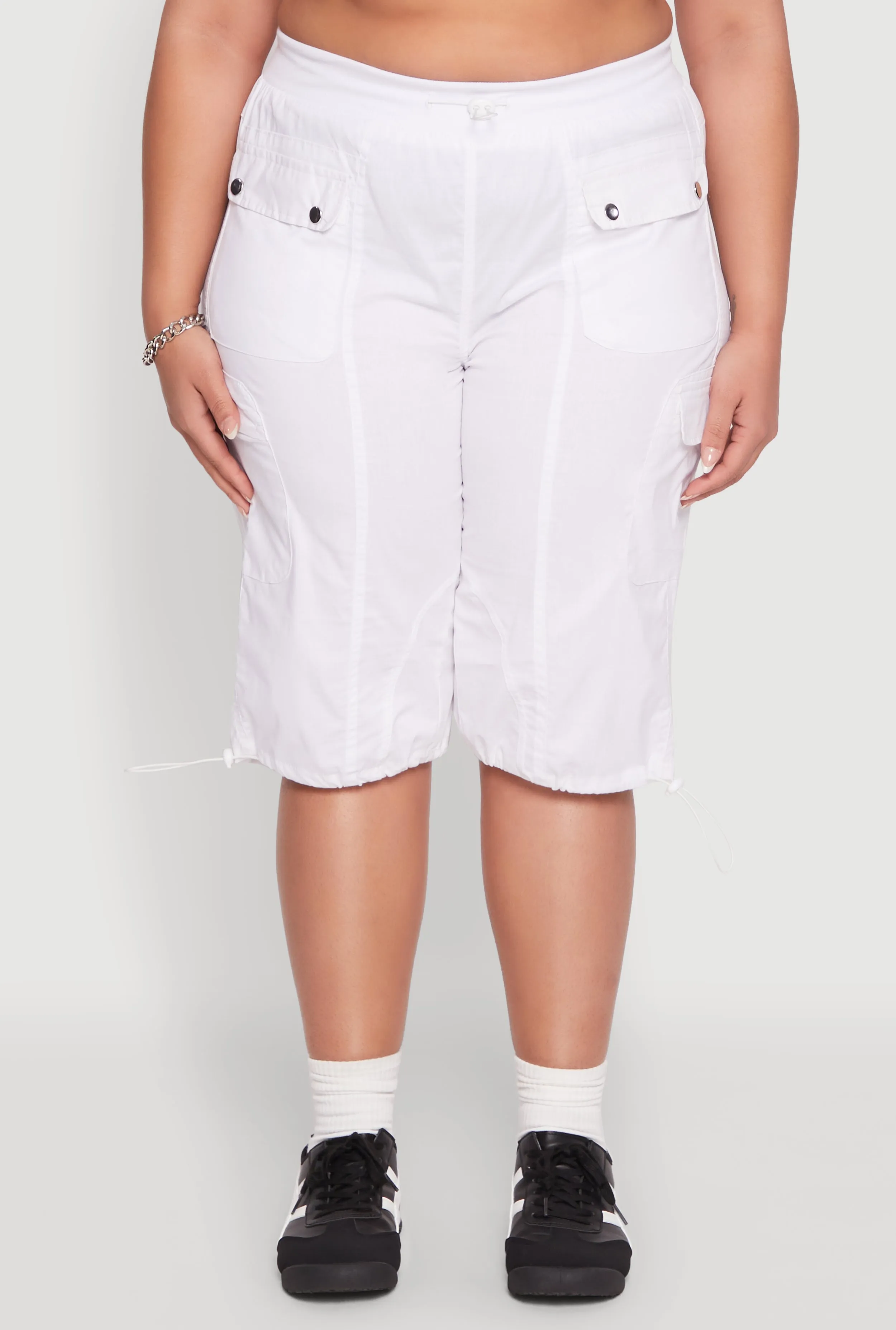 Plus Size Poplin Toggle Drawstring Cargo Capri Pants sold by Rainbow product image thumbnail 5