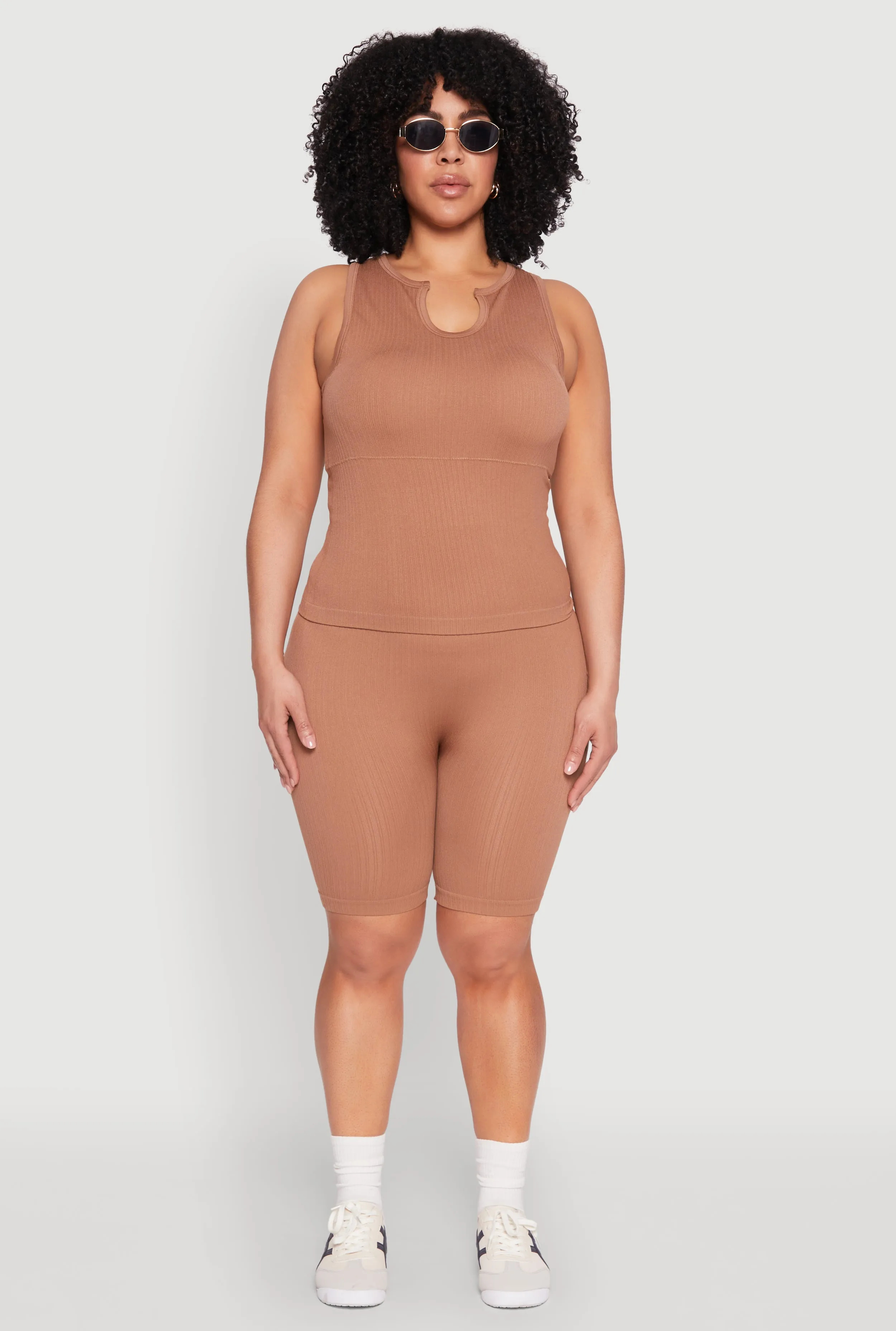 Plus Size Seamless Ribbed Notch Neck Tank Top sold by Rainbow product image thumbnail 2