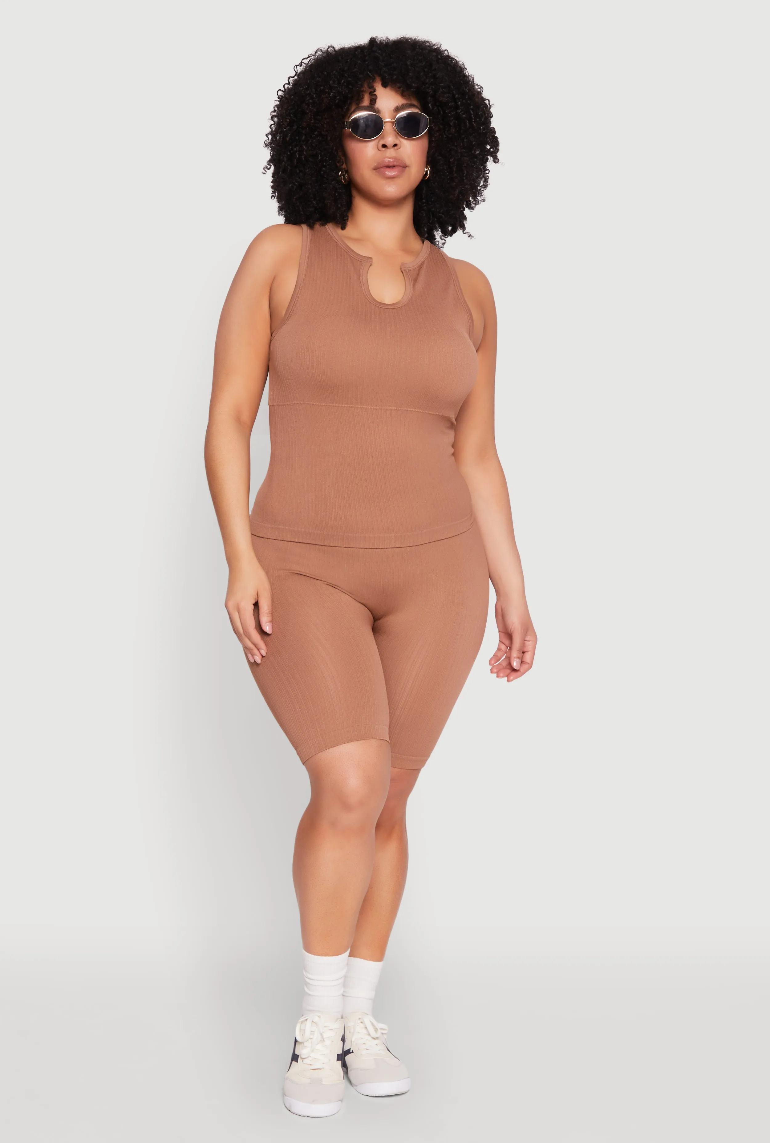 Plus Size Seamless Ribbed Notch Neck Tank Top sold by Rainbow product image thumbnail 3