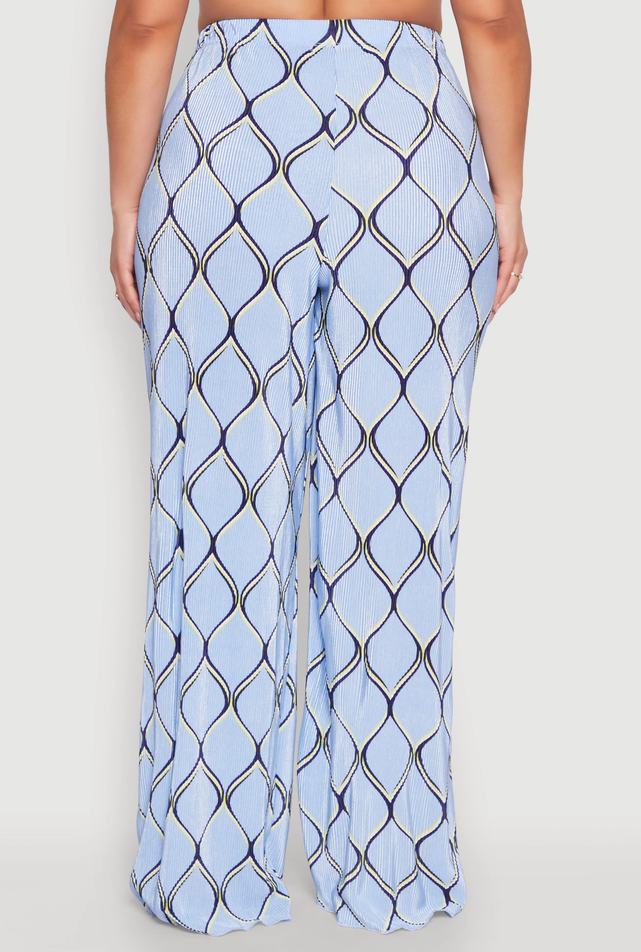 Plus Size Almost Famous Printed Plisse Wide Leg Pants sold by Rainbow product image thumbnail 5