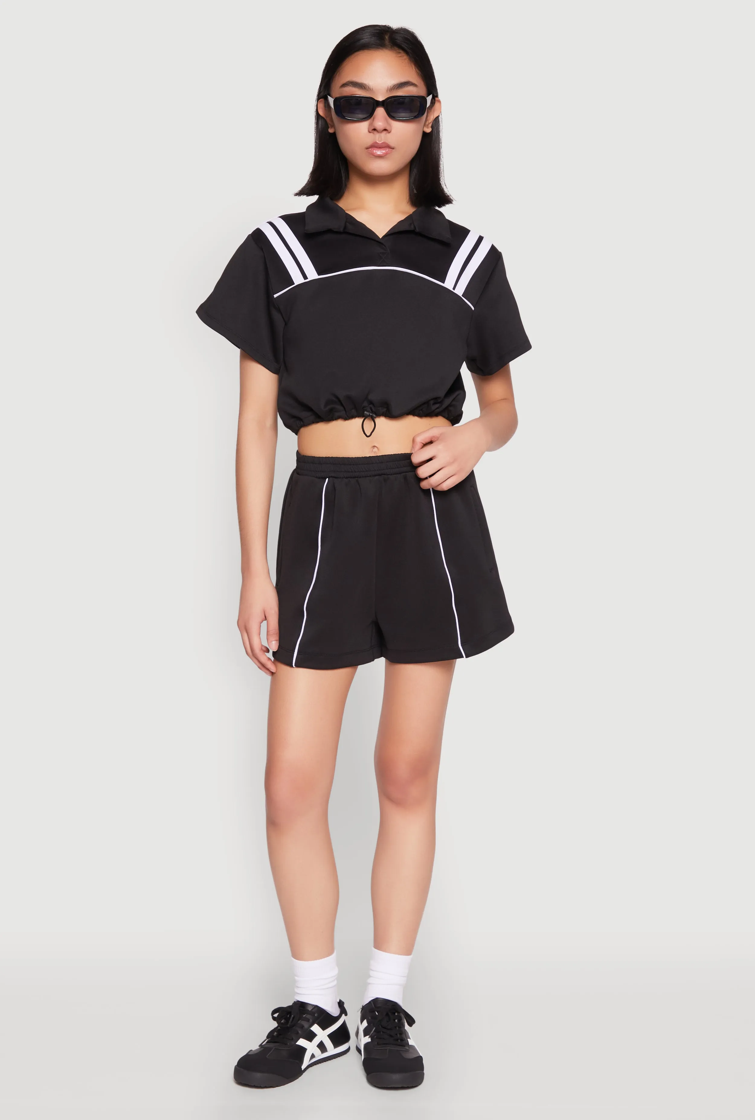 Contrast Piping Pocket Shorts sold by Rainbow product image thumbnail 2