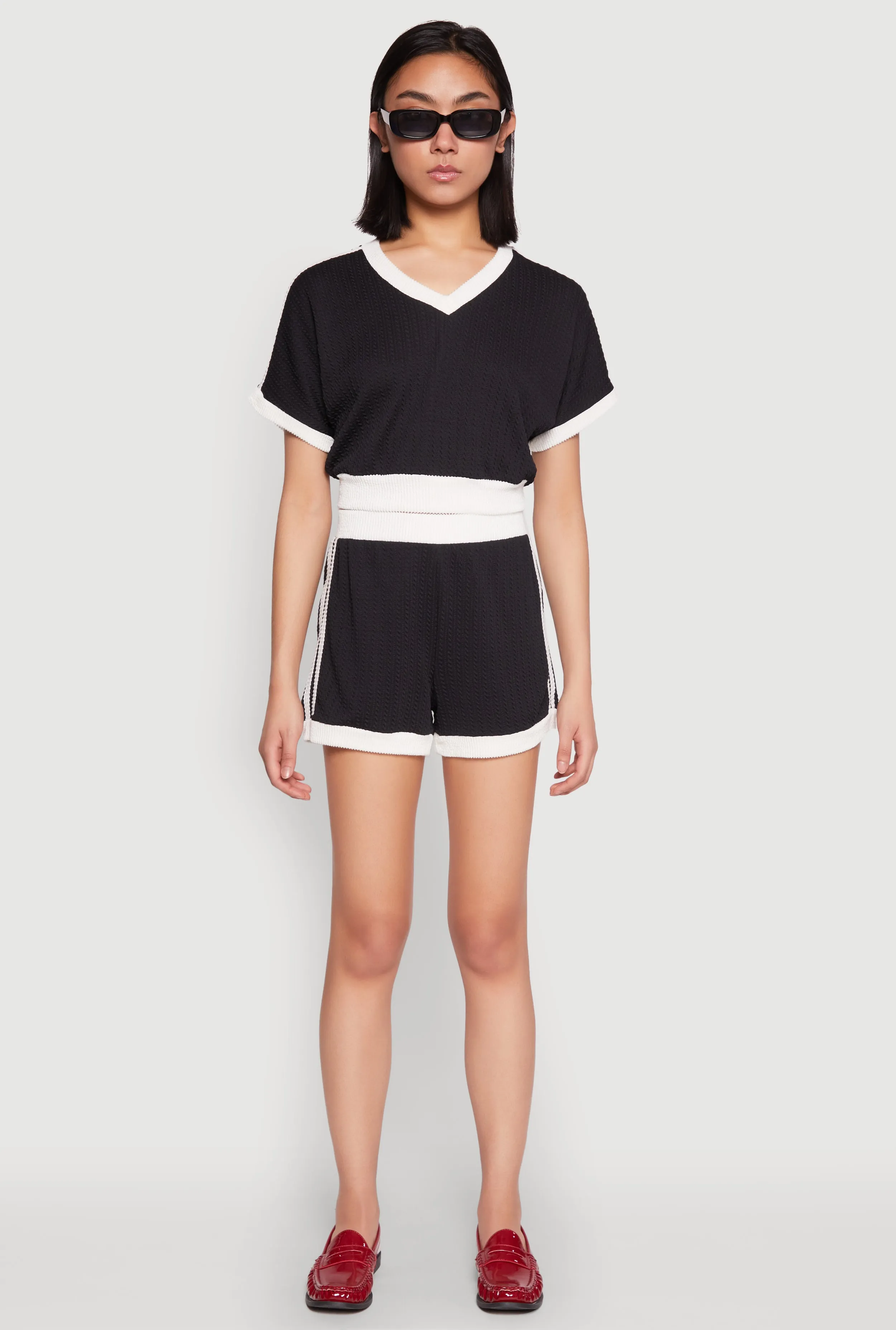 Contrast Trim Crop Top sold by Rainbow product image thumbnail 2