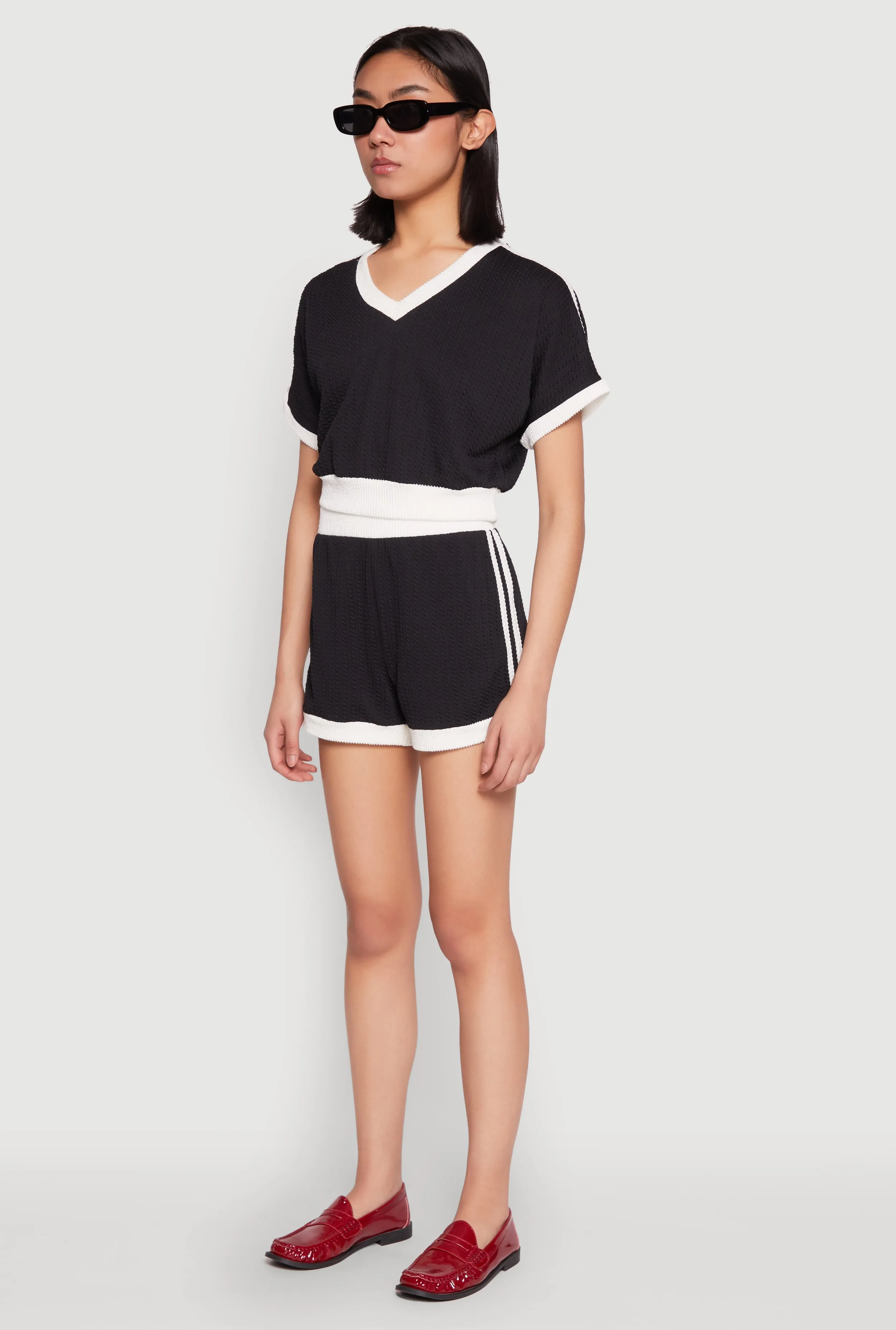 Contrast Trim Crop Top sold by Rainbow product image thumbnail 5