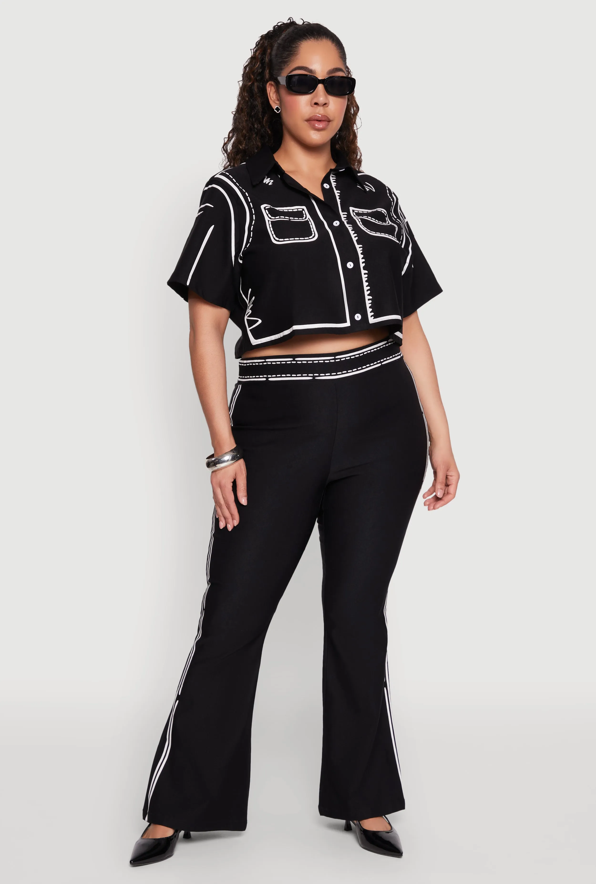Plus Size 2D Optical Illusion Cropped Shirt sold by Rainbow product image thumbnail 2