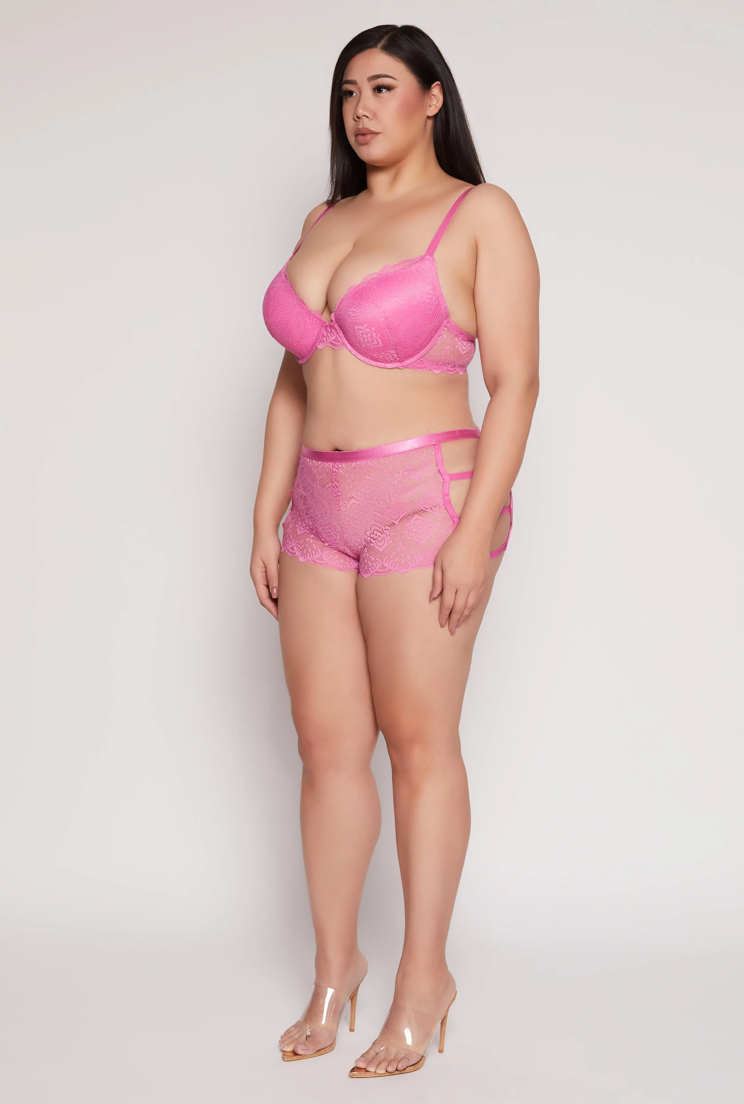 Plus Size Floral Lace Back Caged Bra sold by Rainbow product image thumbnail 2