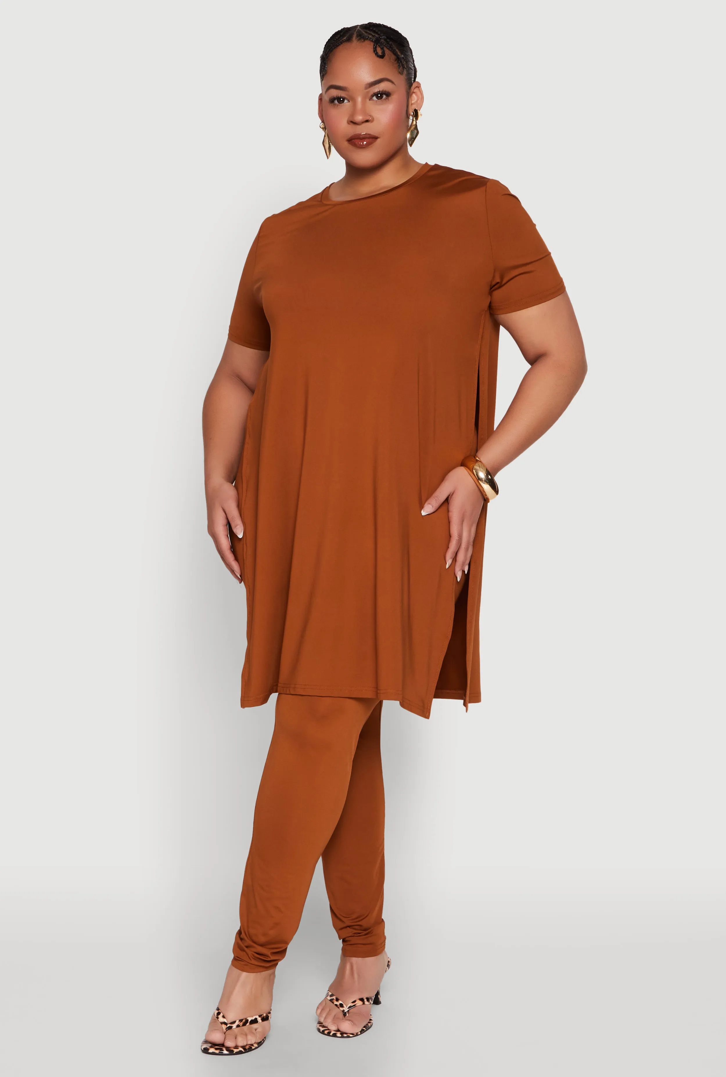 Plus Size Daisy Side Slit Crew Neck Tunic Top sold by Rainbow product image thumbnail 2