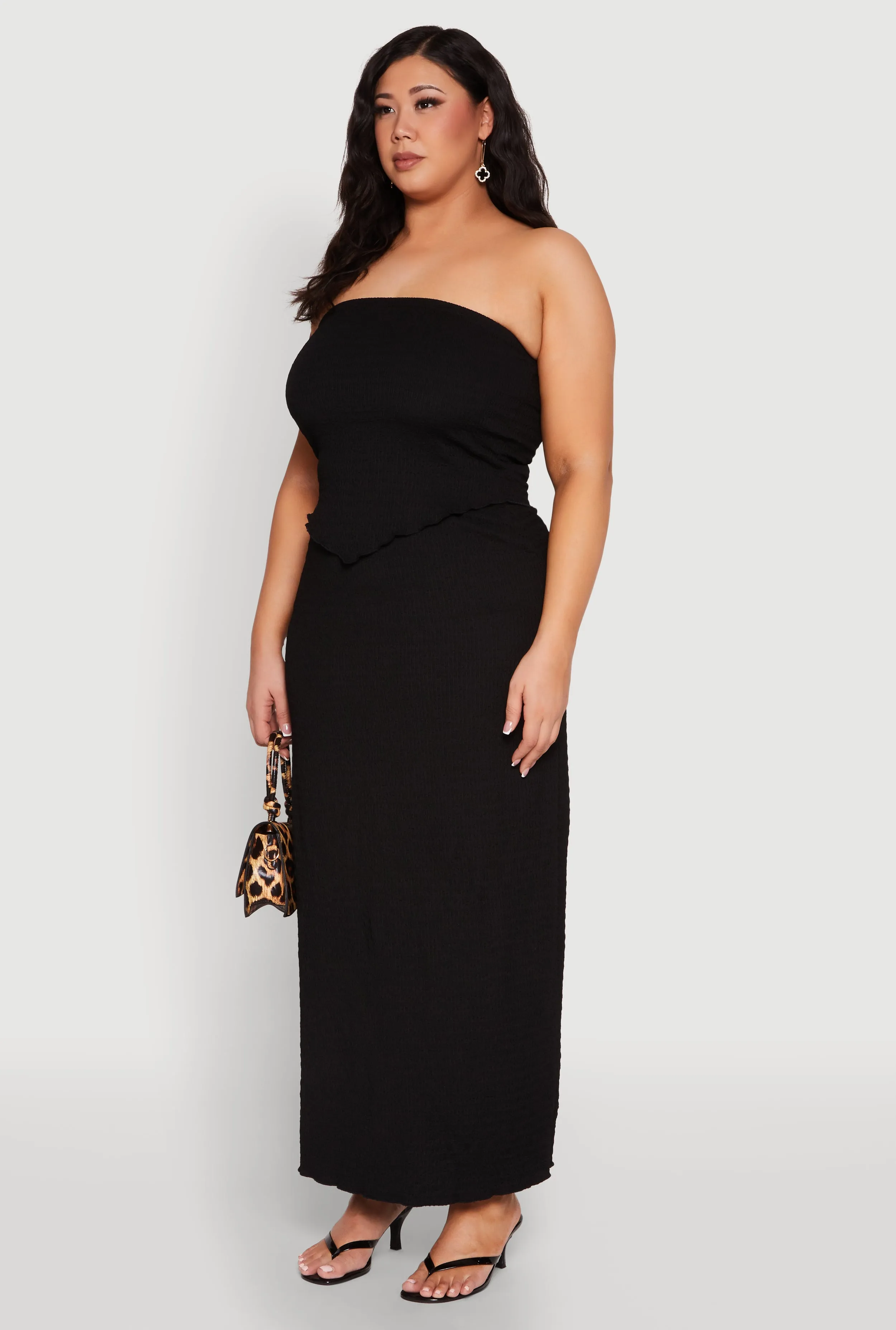 Plus Size Textured Knit Hanky Hem Tube Top sold by Rainbow product image thumbnail 5