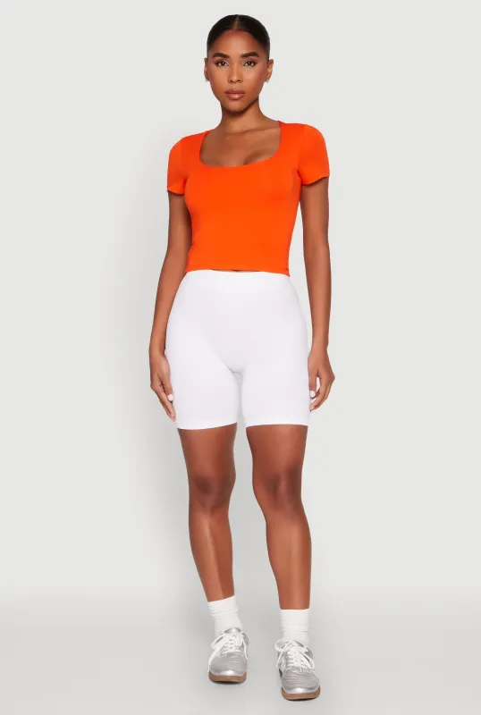 Basic Scoop Neck Cropped Tee made by Ambiance