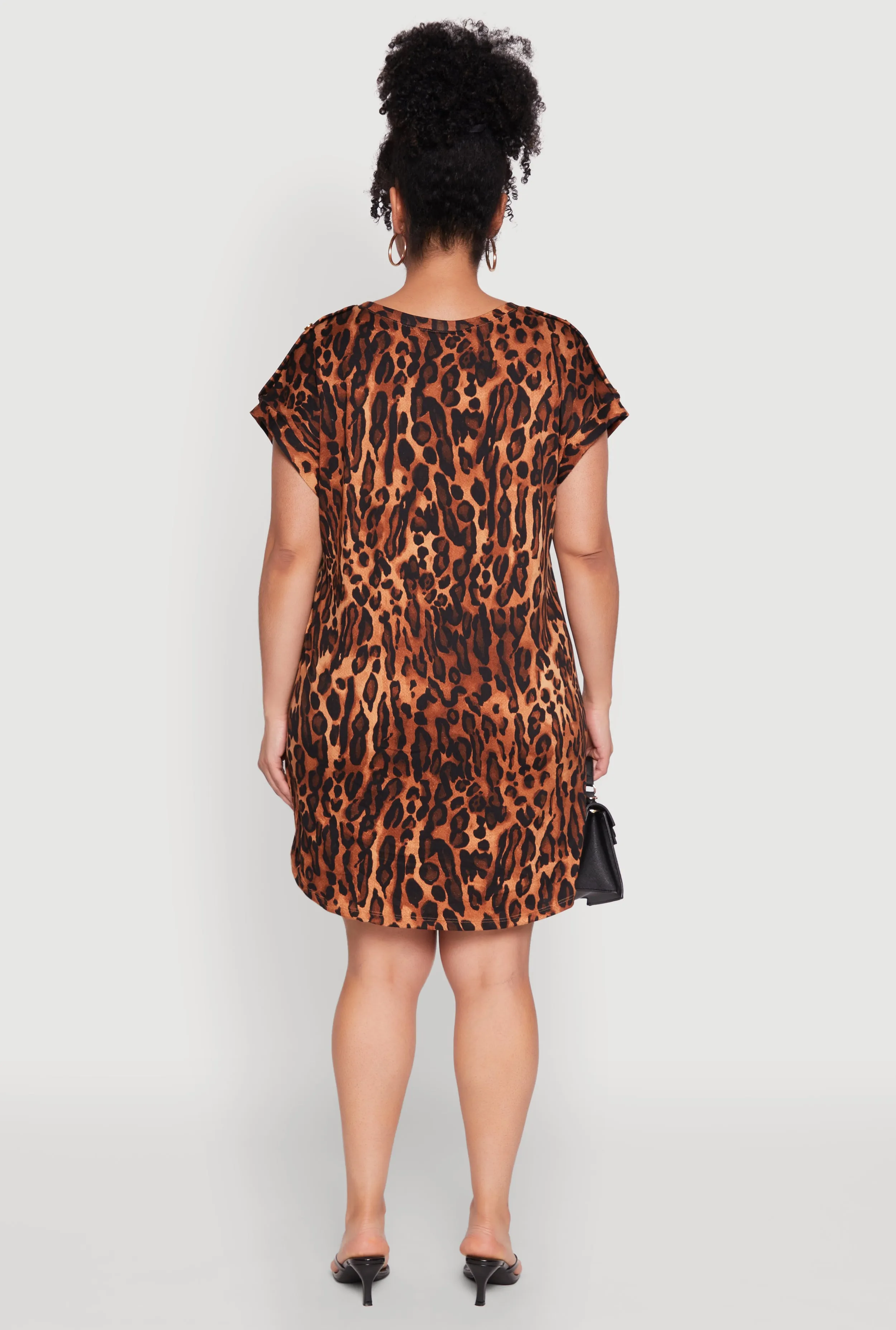 Plus Size Leopard Print Mini Dress sold by Rainbow product image thumbnail 5