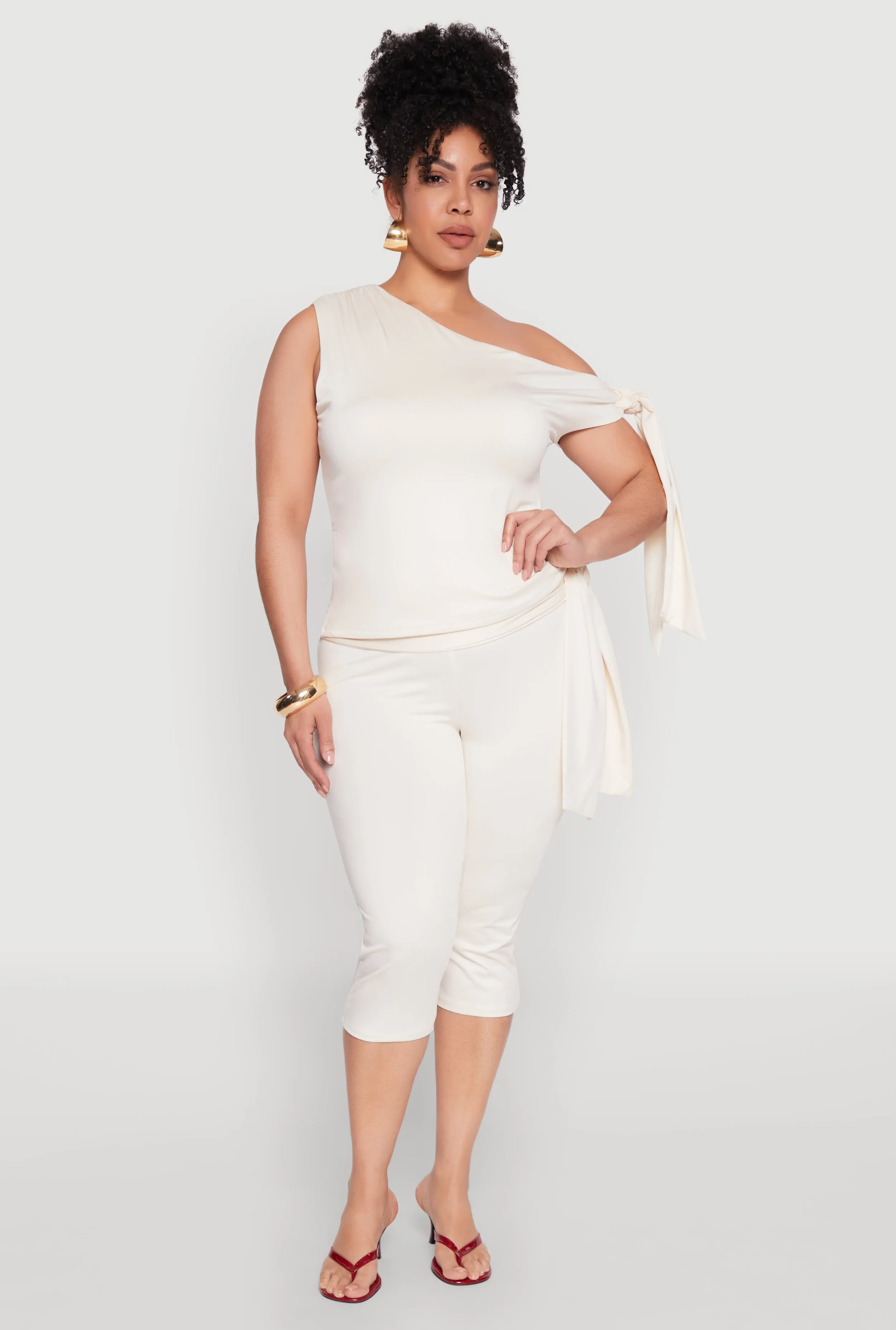 Plus Size Side Tie Capri Pants sold by Rainbow