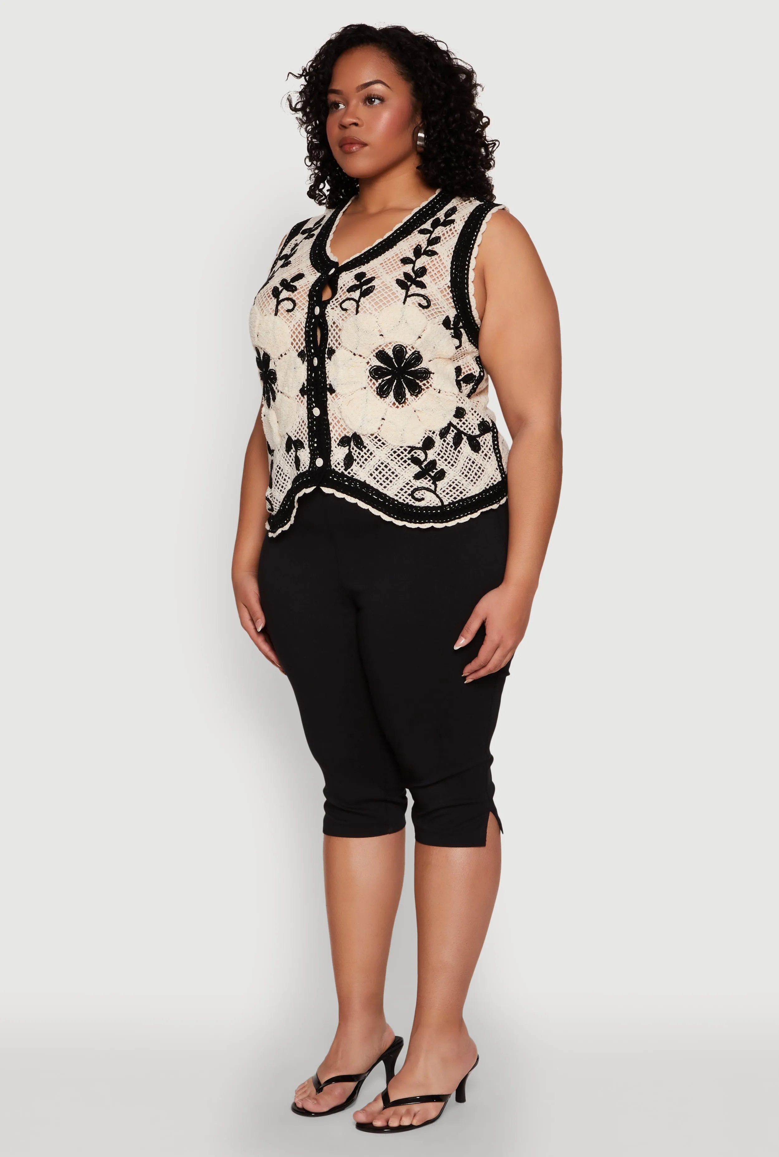 Plus Size Floral Pattern Crochet Vest sold by Rainbow product image thumbnail 5