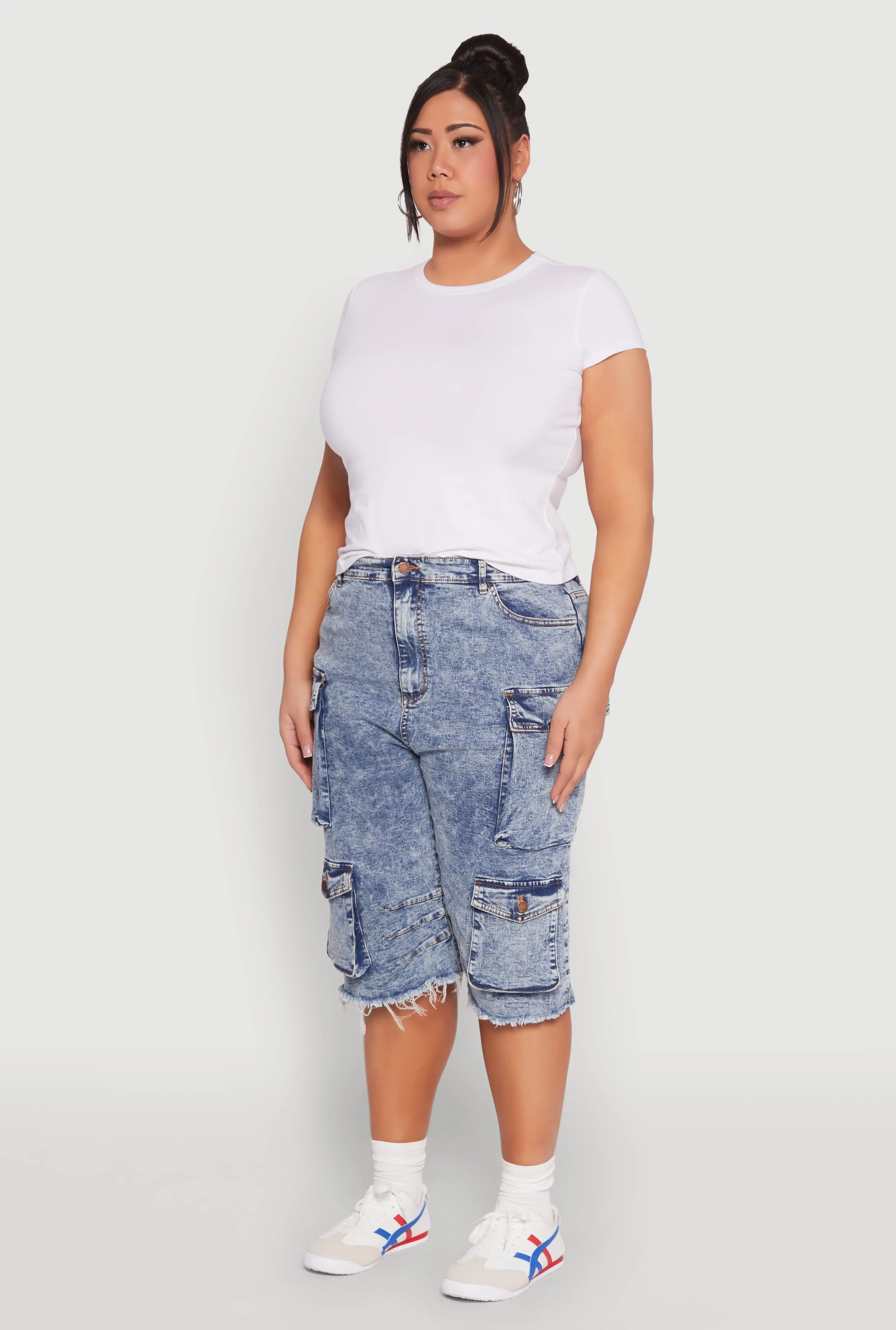Plus Size Frayed Hem Cargo Bermuda Shorts sold by Rainbow product image thumbnail 3