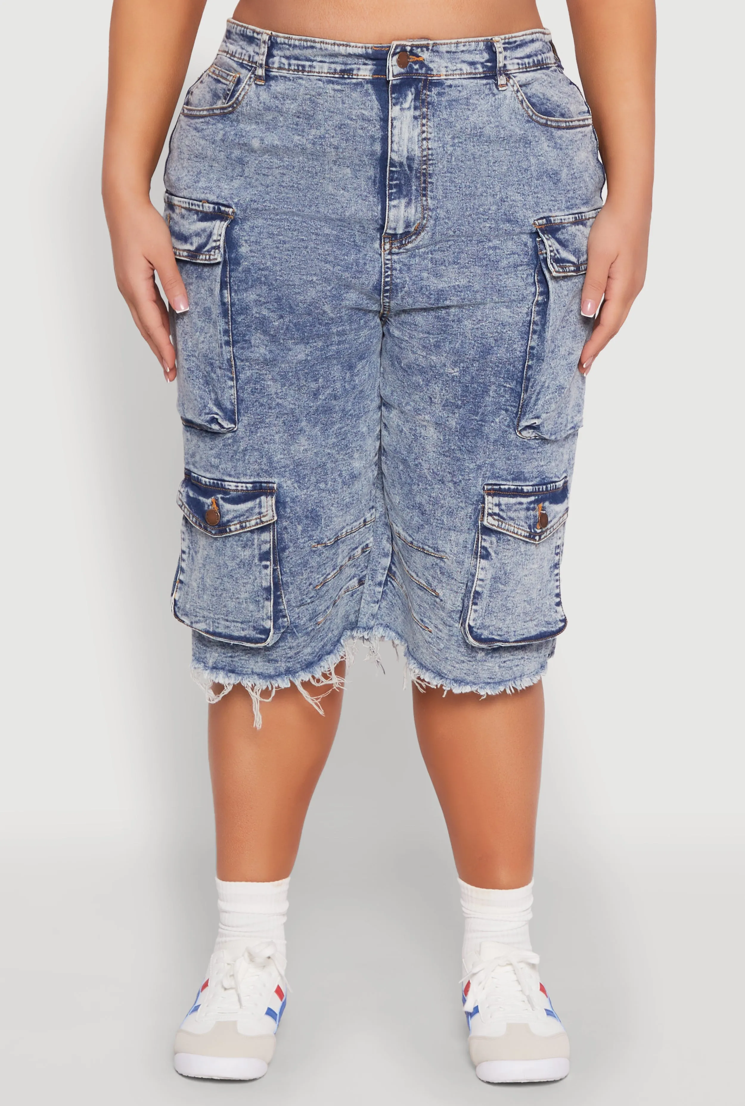 Plus Size Frayed Hem Cargo Bermuda Shorts sold by Rainbow product image thumbnail 5