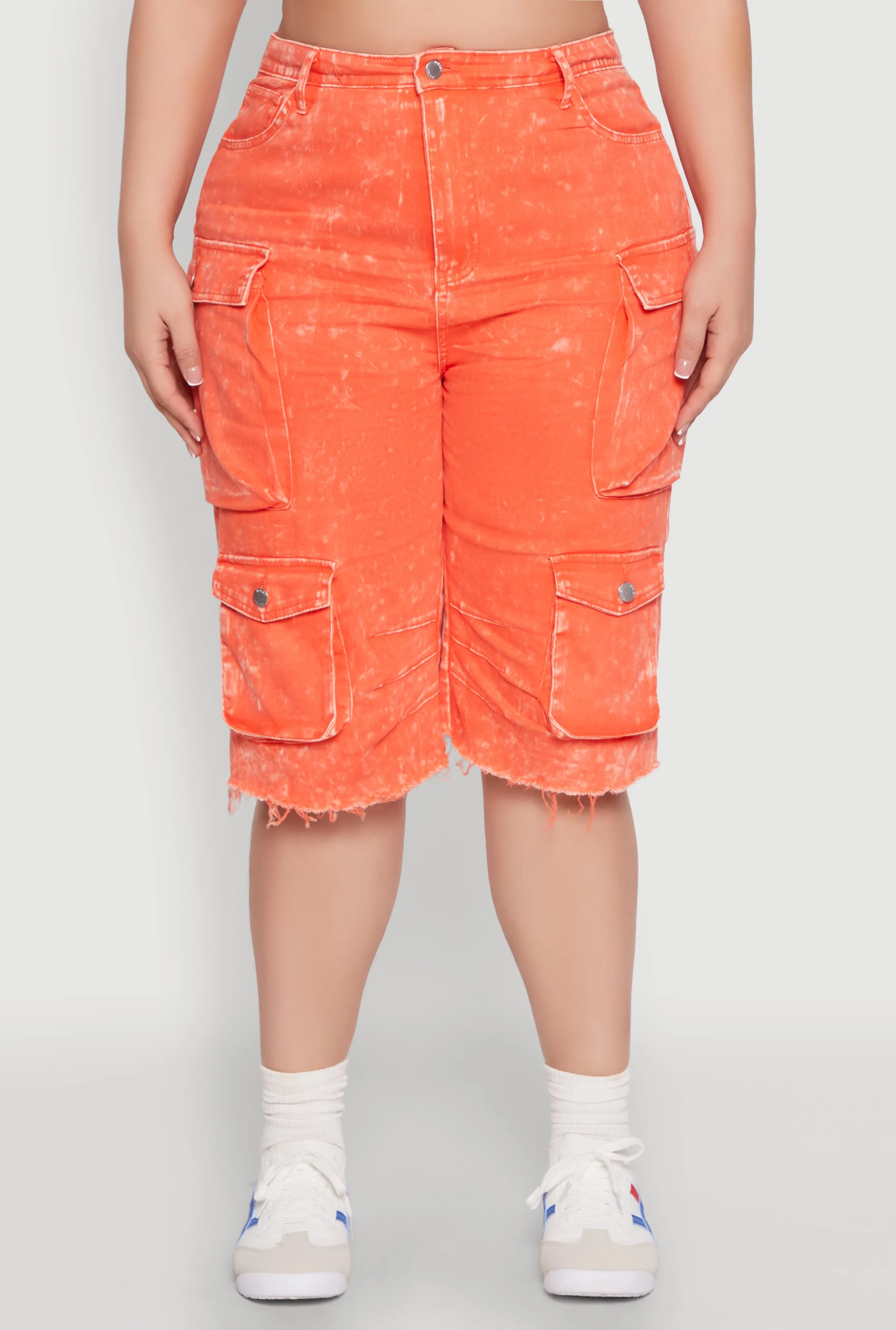 Plus Size Daisy Acid Wash Cargo Bermuda Shorts sold by Rainbow product image thumbnail 5