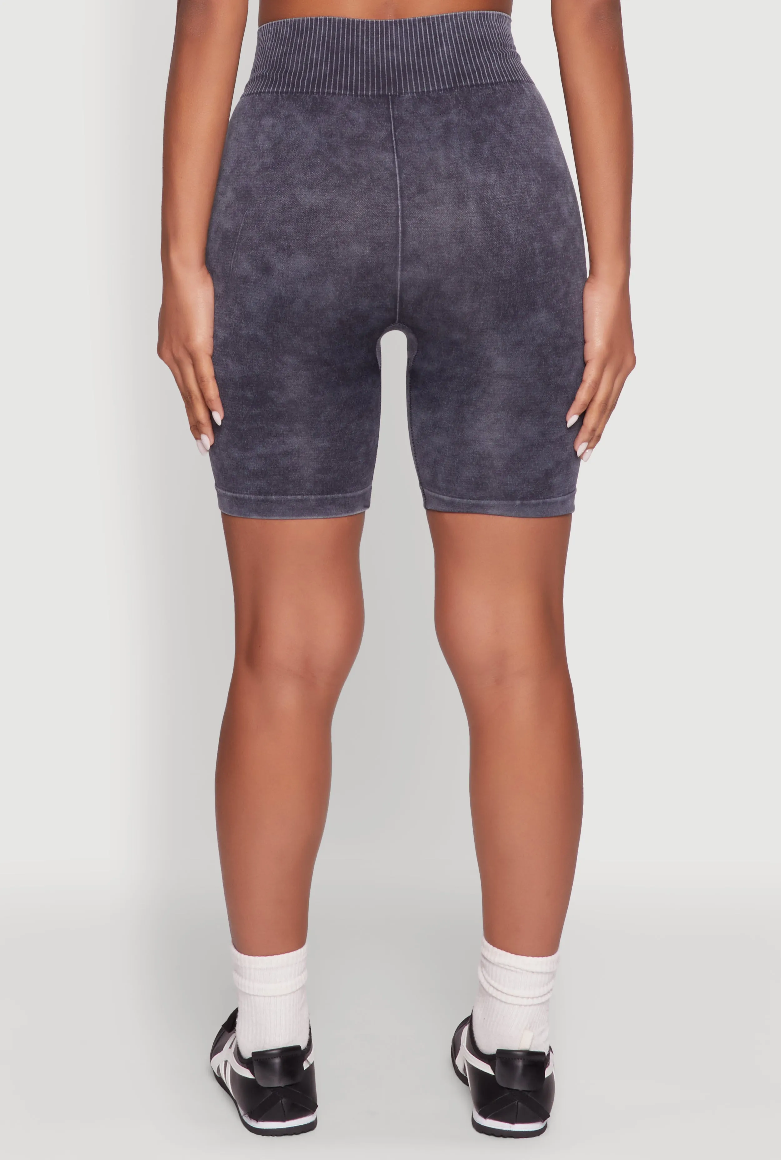 Seamless Mineral Wash Bike Shorts sold by Rainbow product image thumbnail 5