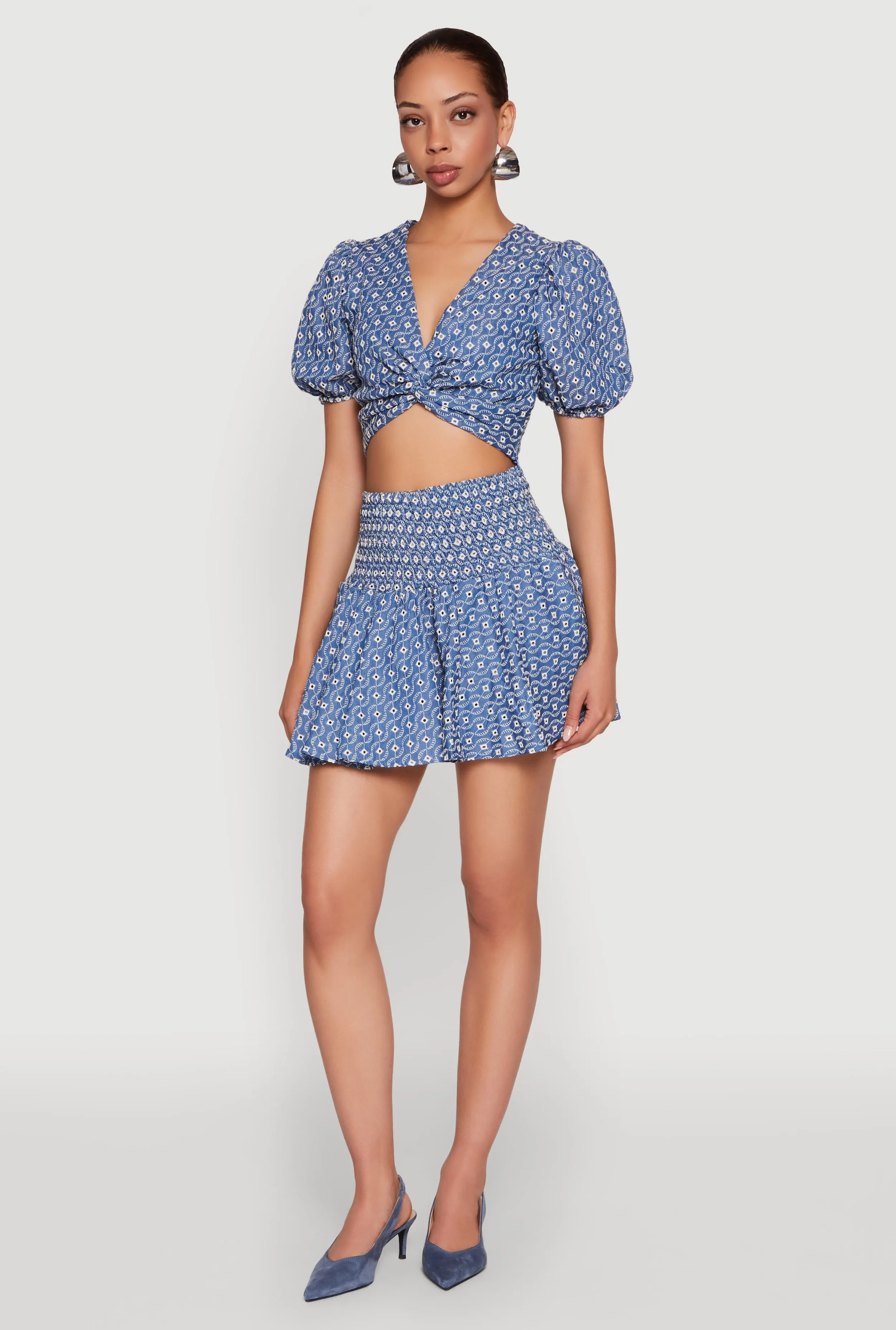 Eyelet Twist Front Puff Sleeve Crop Top sold by Rainbow product image thumbnail 2